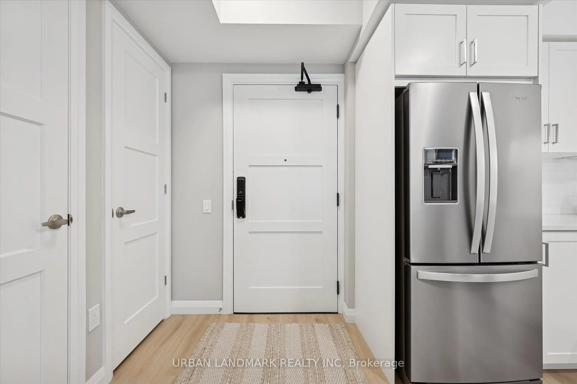 Photo 6 of Unit 712, 93 Arthur Street S, Guelph, St. Patrick's Ward — HOMEH