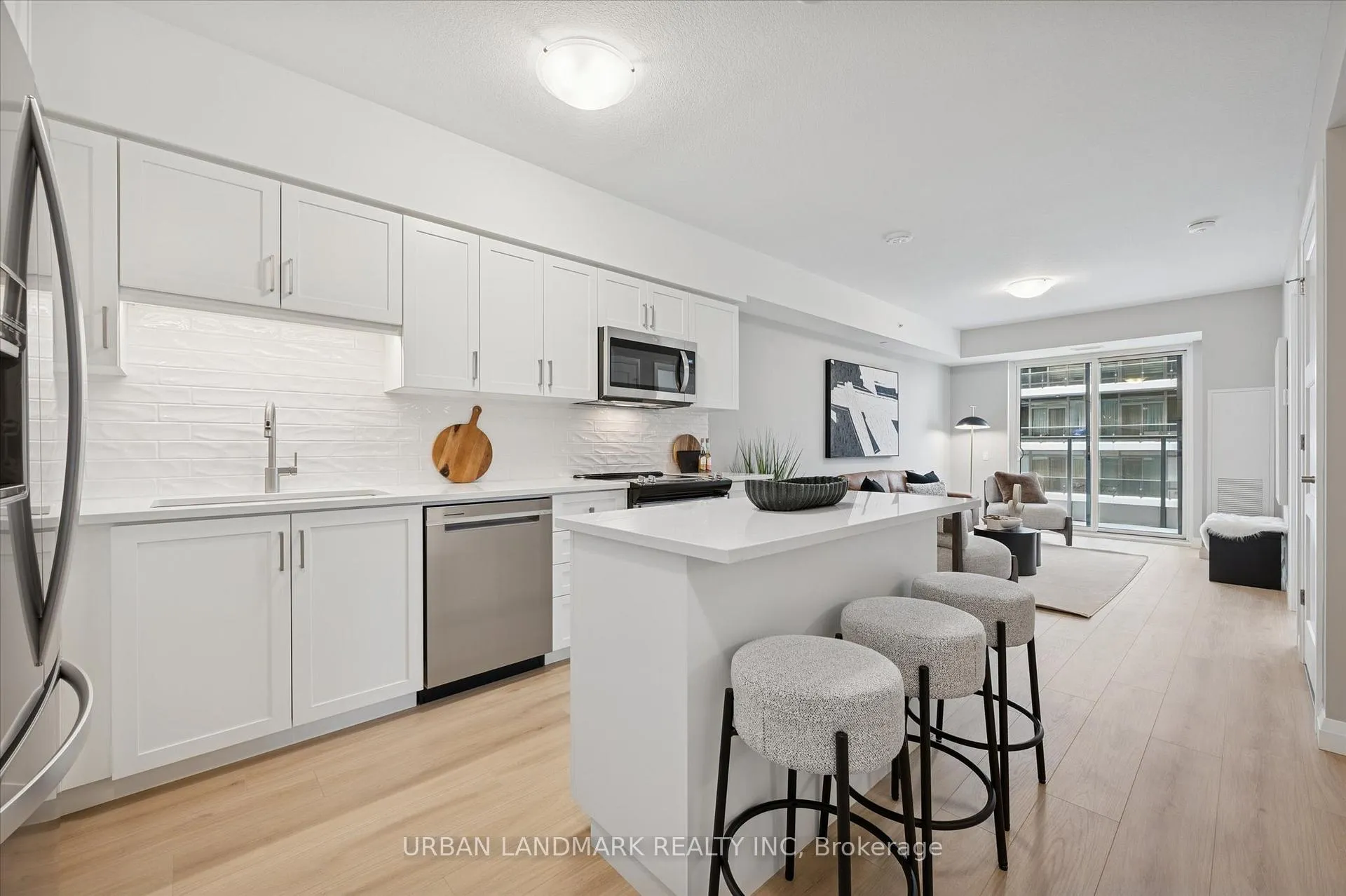 Photo 7 of Unit 712, 93 Arthur Street S, Guelph, St. Patrick's Ward — HOMEH