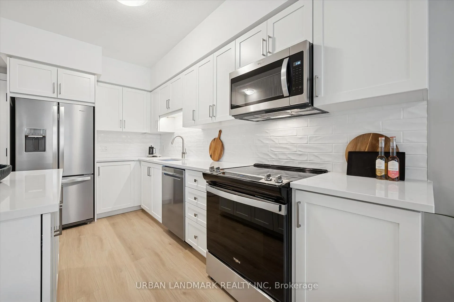 Photo 8 of Unit 712, 93 Arthur Street S, Guelph, St. Patrick's Ward — HOMEH