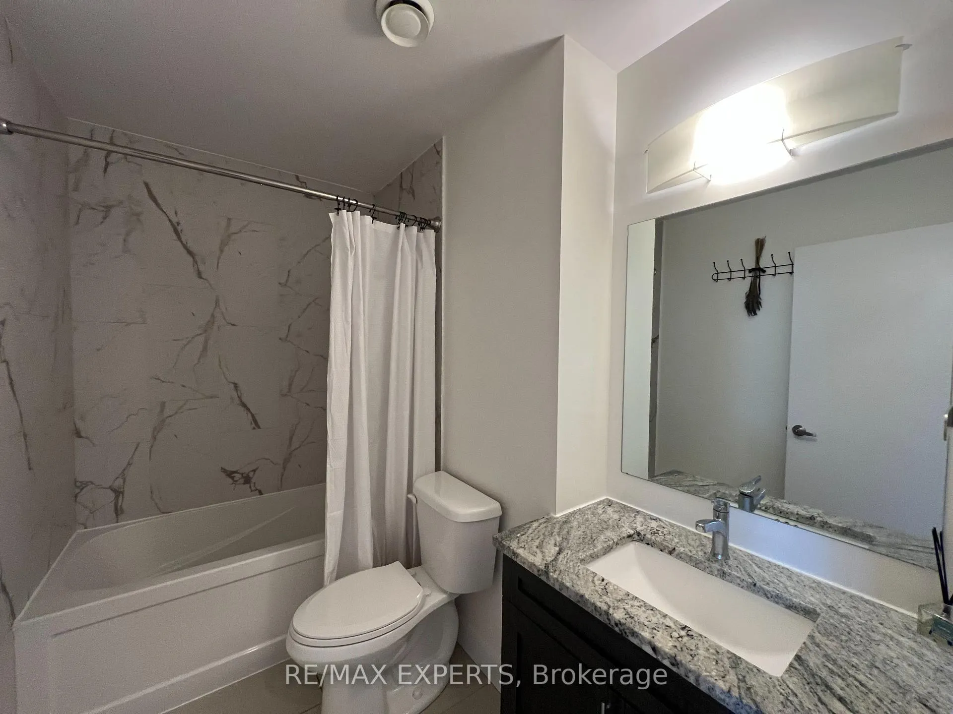 Photo 4 of Unit 1005, 100 Garment Street, Kitchener — HOMEH