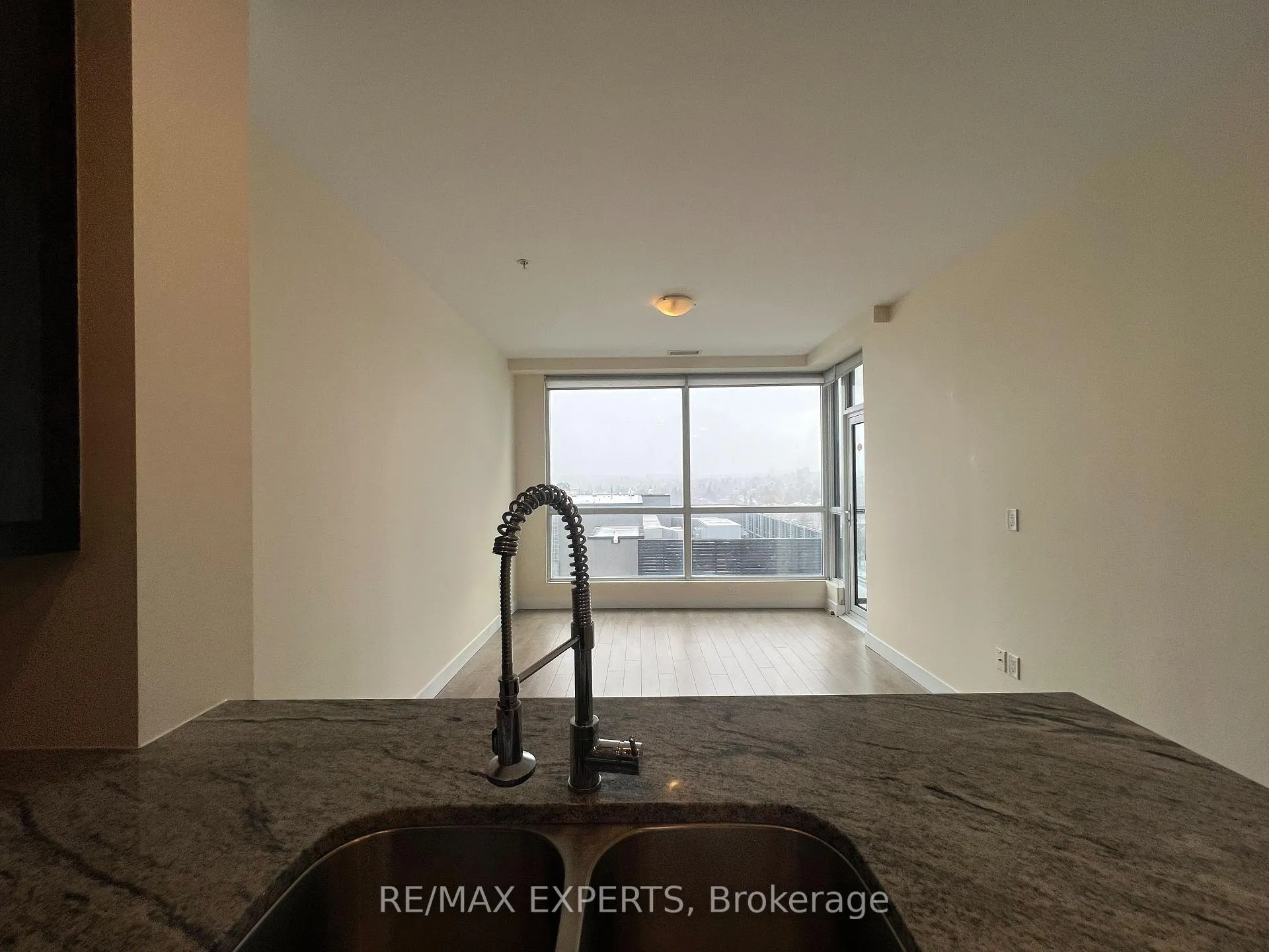 Photo 12 of Unit 1005, 100 Garment Street, Kitchener — HOMEH