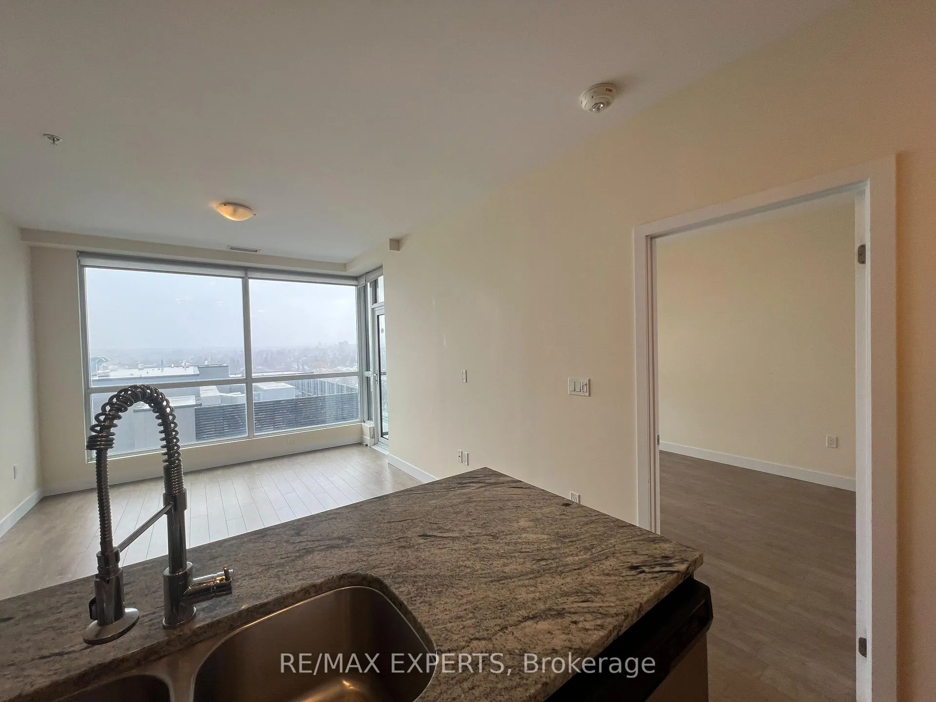 Photo 13 of Unit 1005, 100 Garment Street, Kitchener — HOMEH