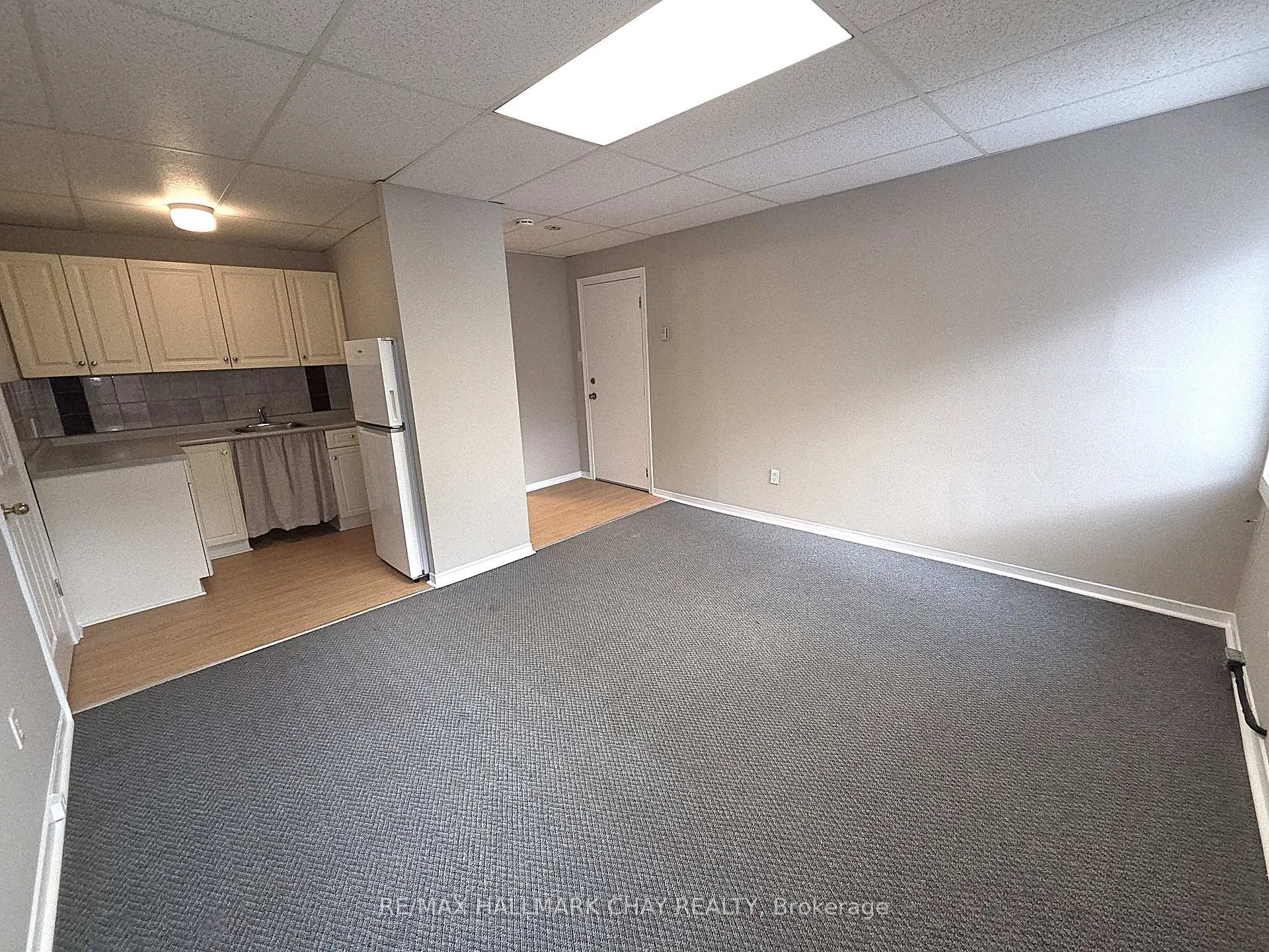 Photo 5 of Unit 8, 58 Queen Street W, Springwater, Elmvale — HOMEH