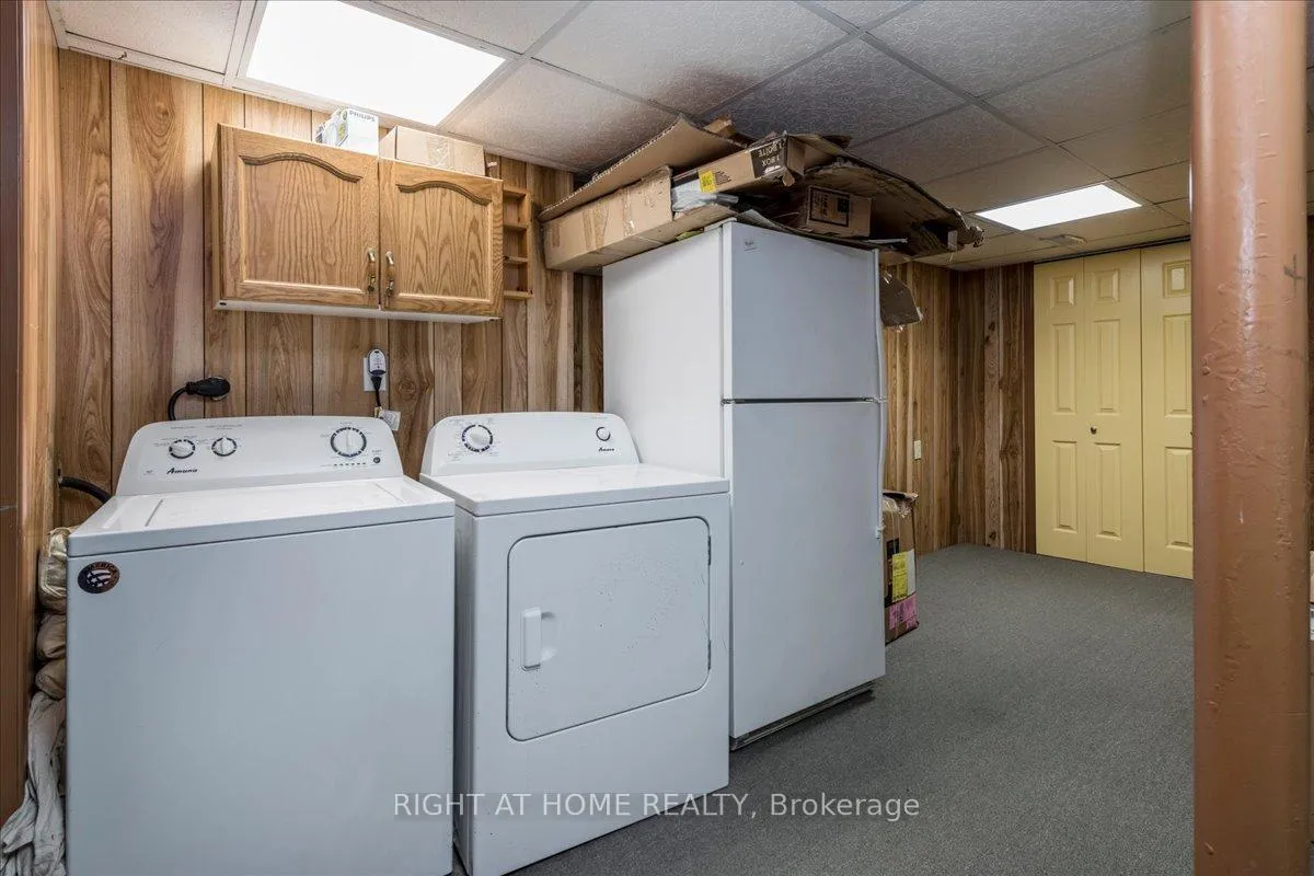 Photo 16 of 142 Leslie Avenue, Barrie, Holly — HOMEH