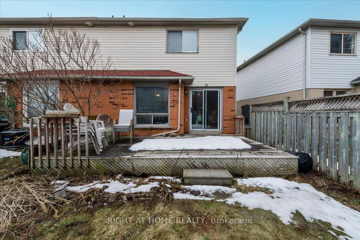 Photo 21 of 142 Leslie Avenue, Barrie, Holly — HOMEH