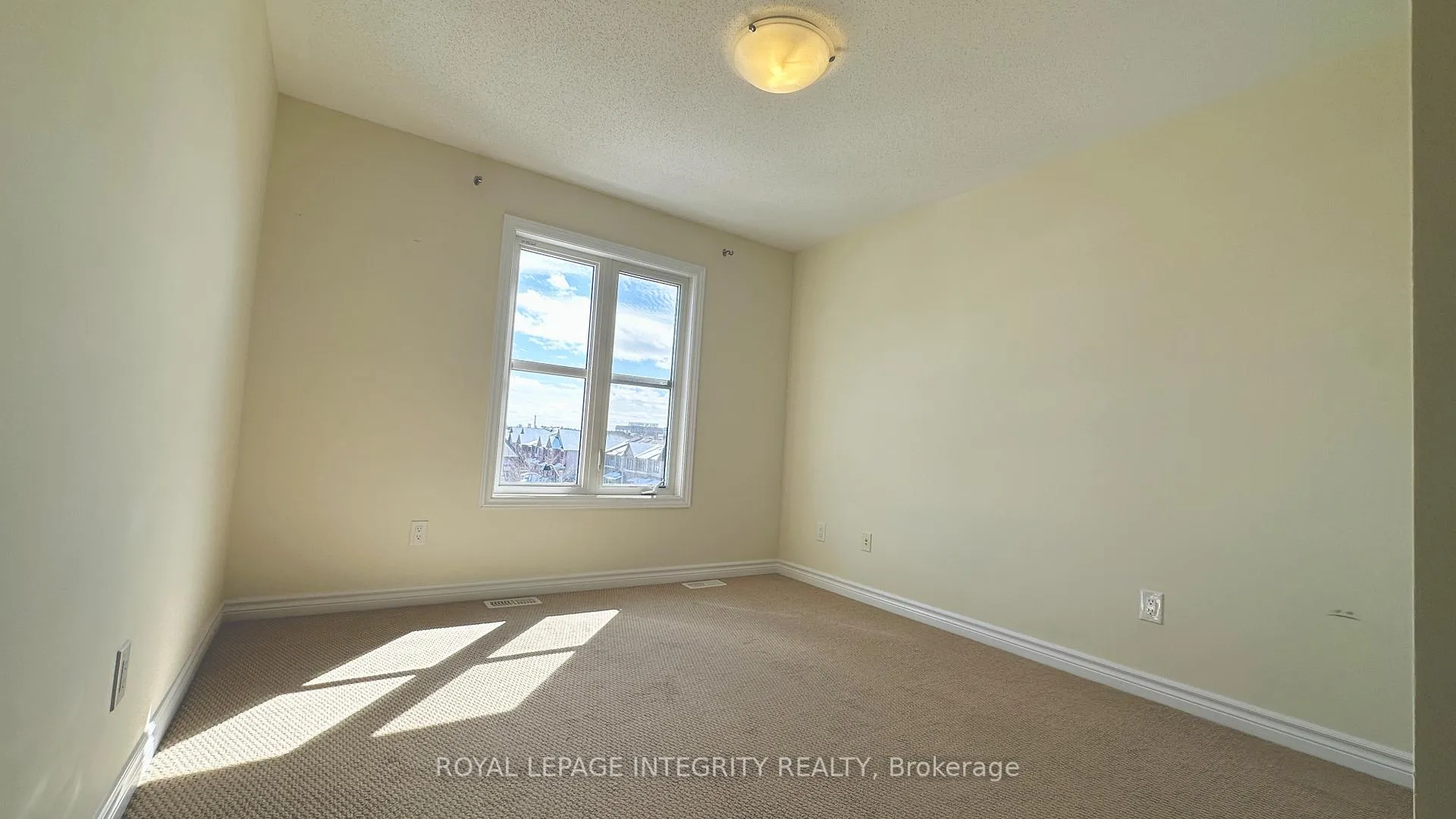 Photo 20 of 522 Clearbrook Drive, Ottawa, Barrhaven - Strandherd — HOMEH
