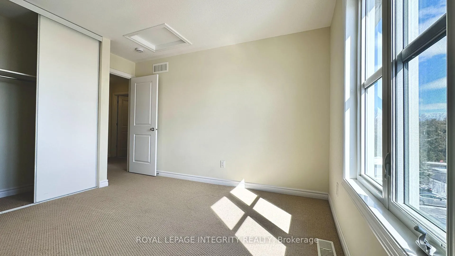 Photo 21 of 522 Clearbrook Drive, Ottawa, Barrhaven - Strandherd — HOMEH