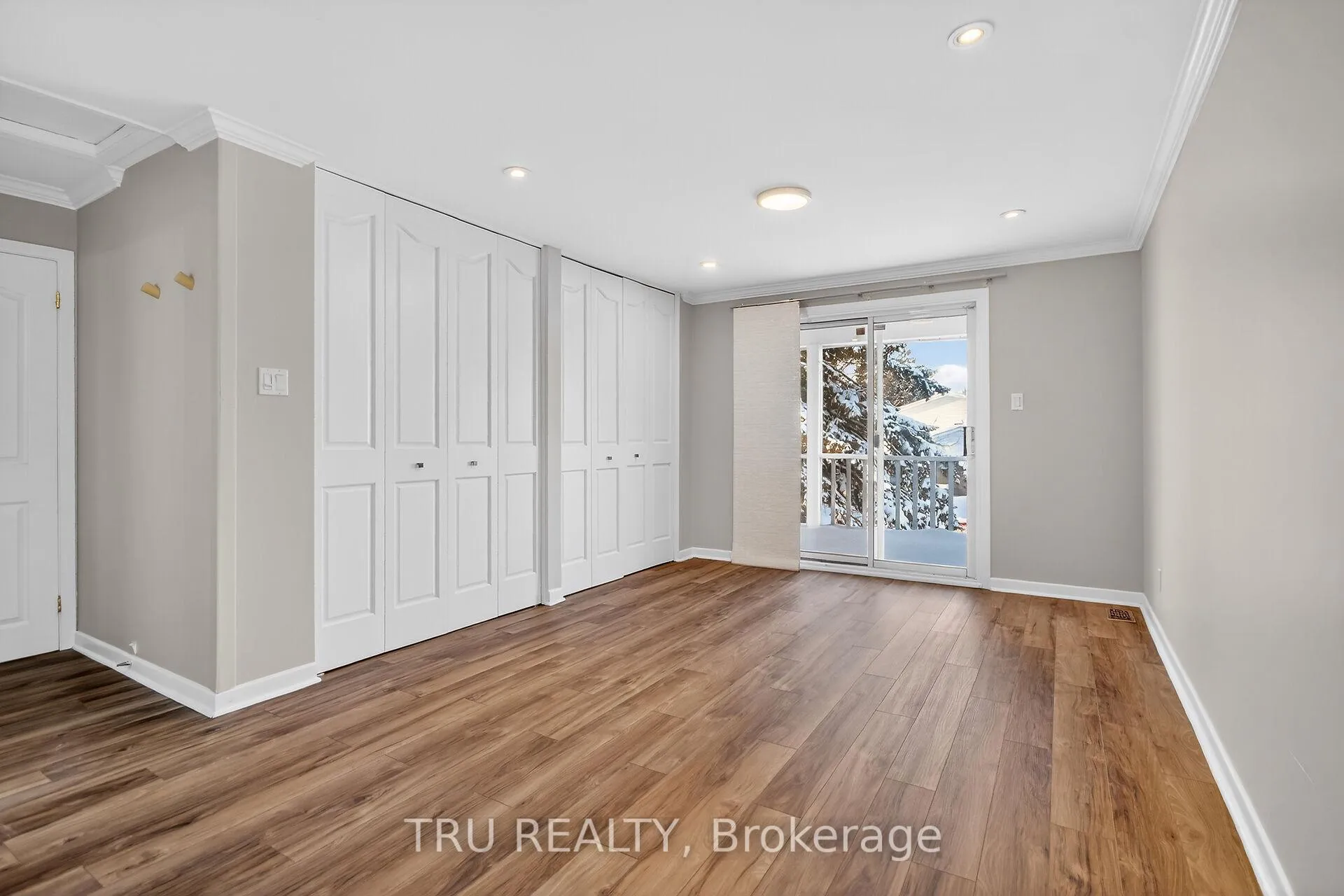 Photo 26 of 12 Apache Crescent, Ottawa, City View/Skyline/Fisher Heights/Parkwood Hills — HOMEH