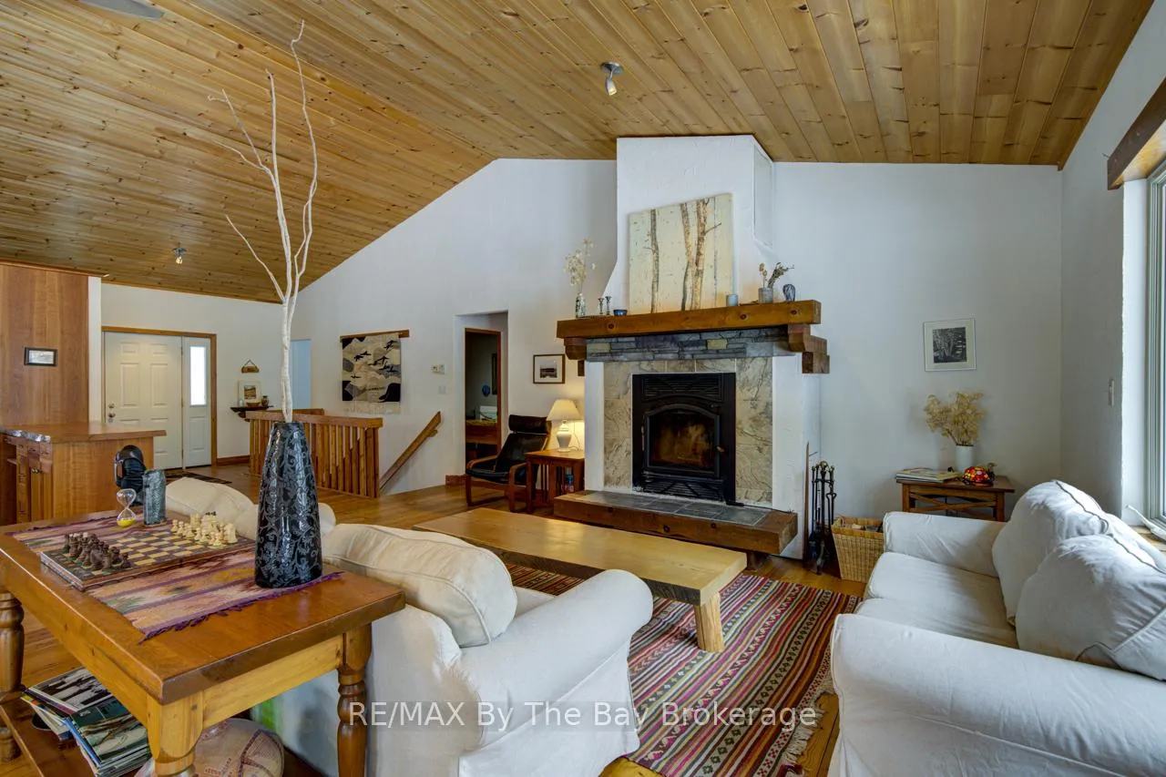 Photo 11 of 397 Silver Birch Drive, Tiny, Rural Tiny — HOMEH