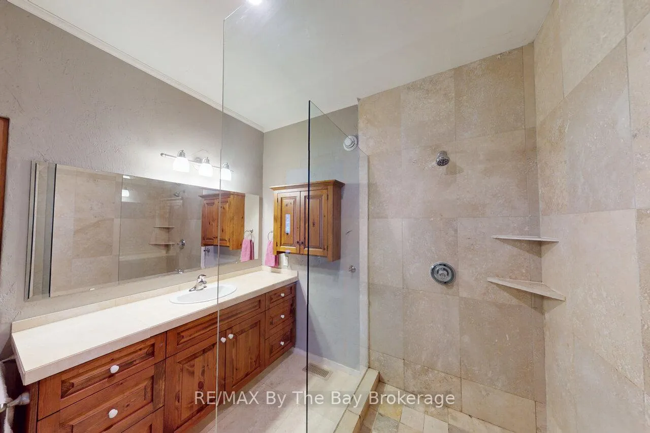 Photo 27 of 397 Silver Birch Drive, Tiny, Rural Tiny — HOMEH