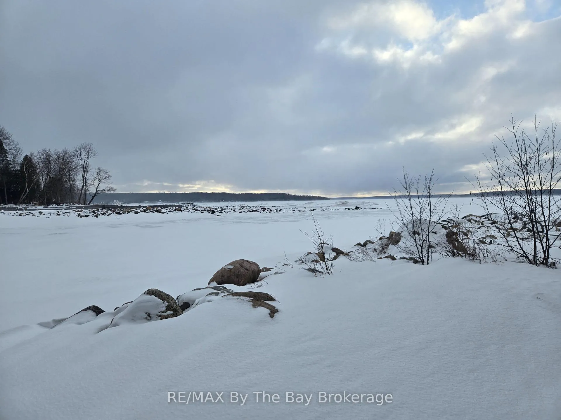 Photo 48 of 397 Silver Birch Drive, Tiny, Rural Tiny — HOMEH