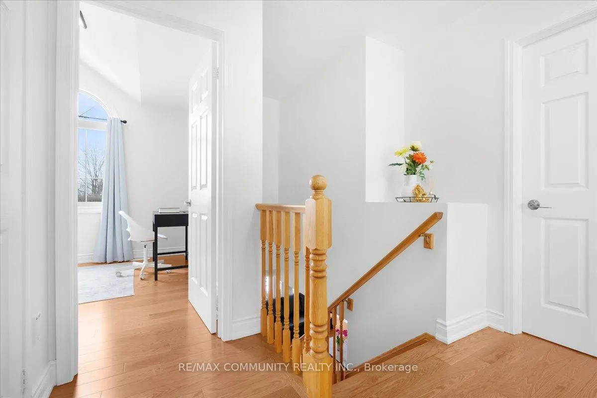 Photo 15 of 88 Mainland Crescent, Vaughan, Vellore Village — HOMEH