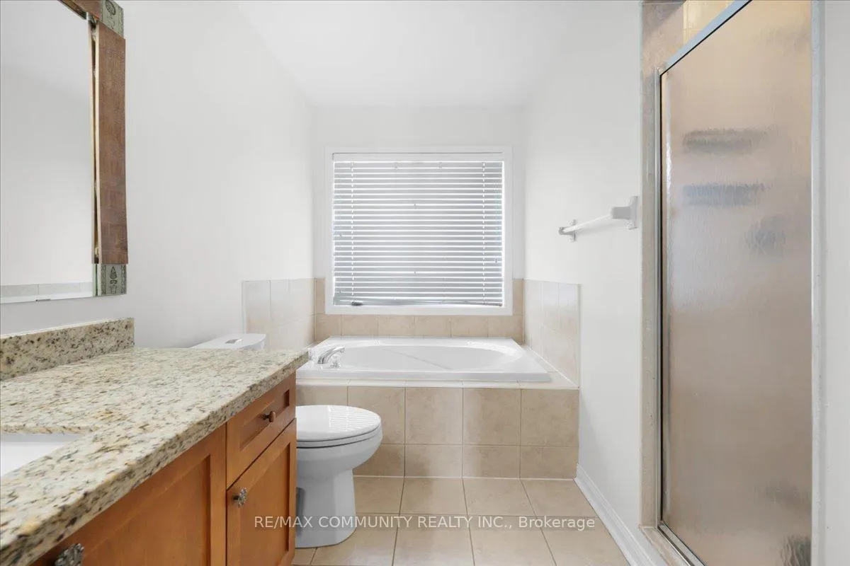Photo 20 of 88 Mainland Crescent, Vaughan, Vellore Village — HOMEH
