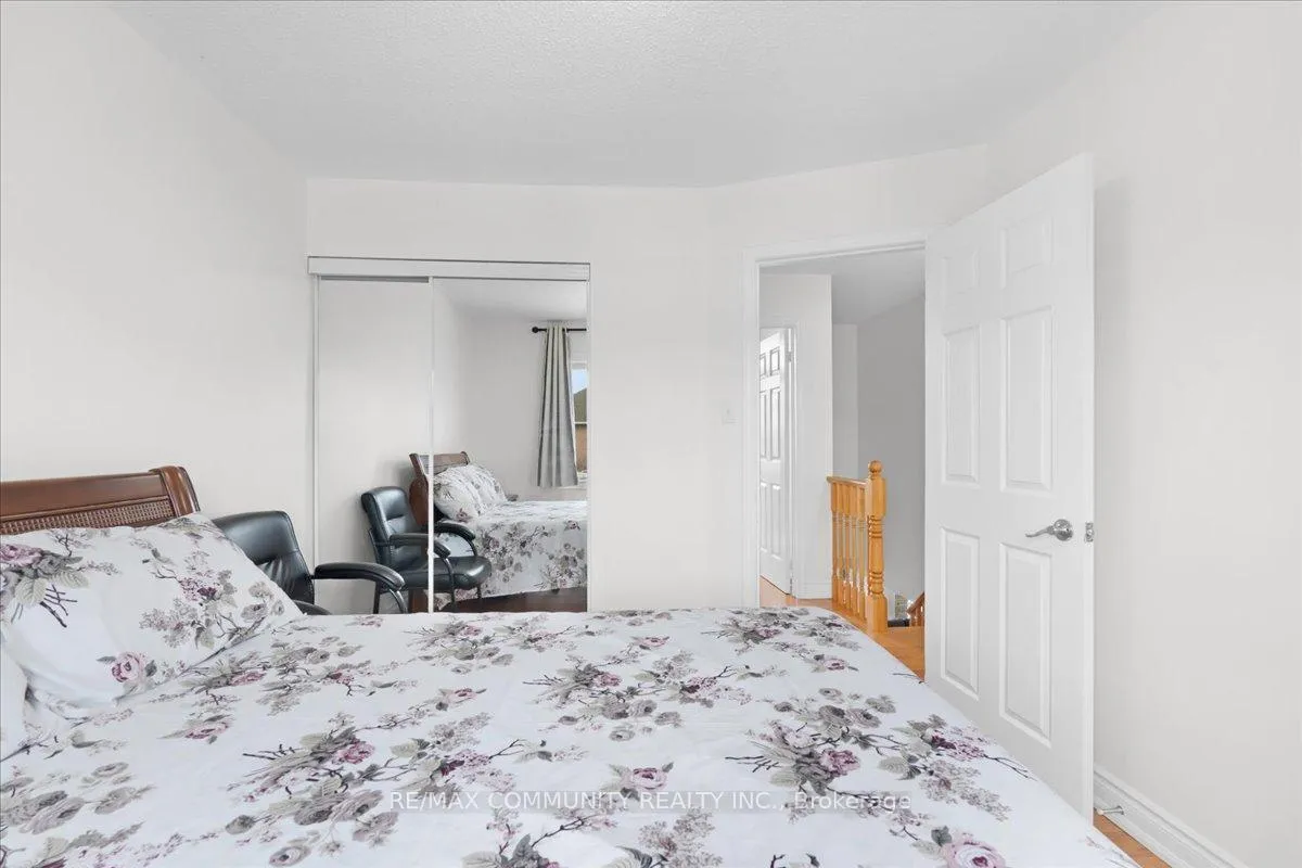 Photo 22 of 88 Mainland Crescent, Vaughan, Vellore Village — HOMEH