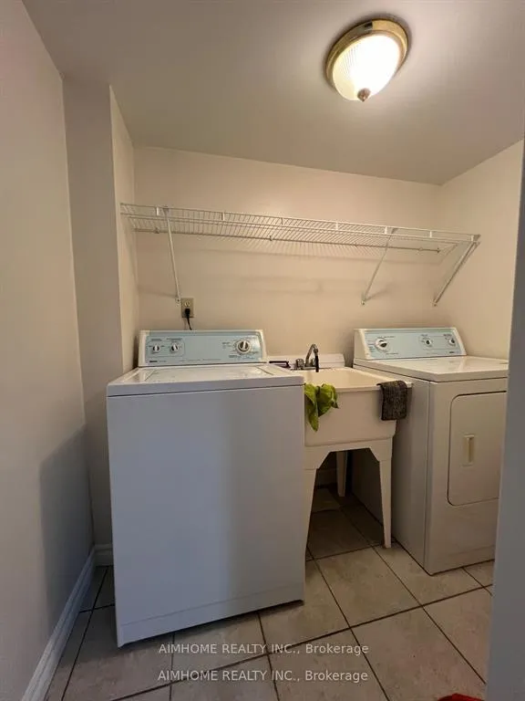 Photo 15 of Unit lower, 116 Elson Street, Markham, Middlefield — HOMEH