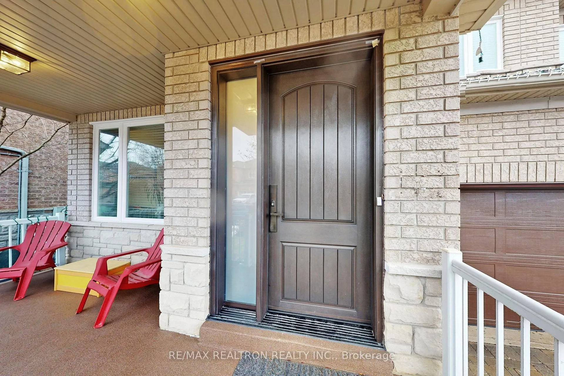 Photo 3 of 7 Honeyview Street, Vaughan, Patterson — HOMEH