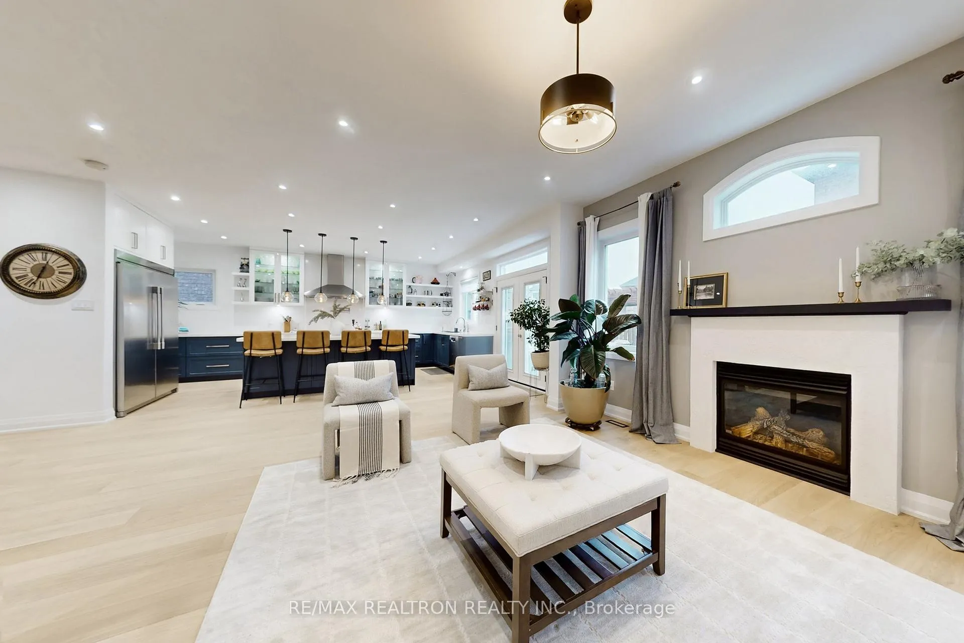 Photo 6 of 7 Honeyview Street, Vaughan, Patterson — HOMEH