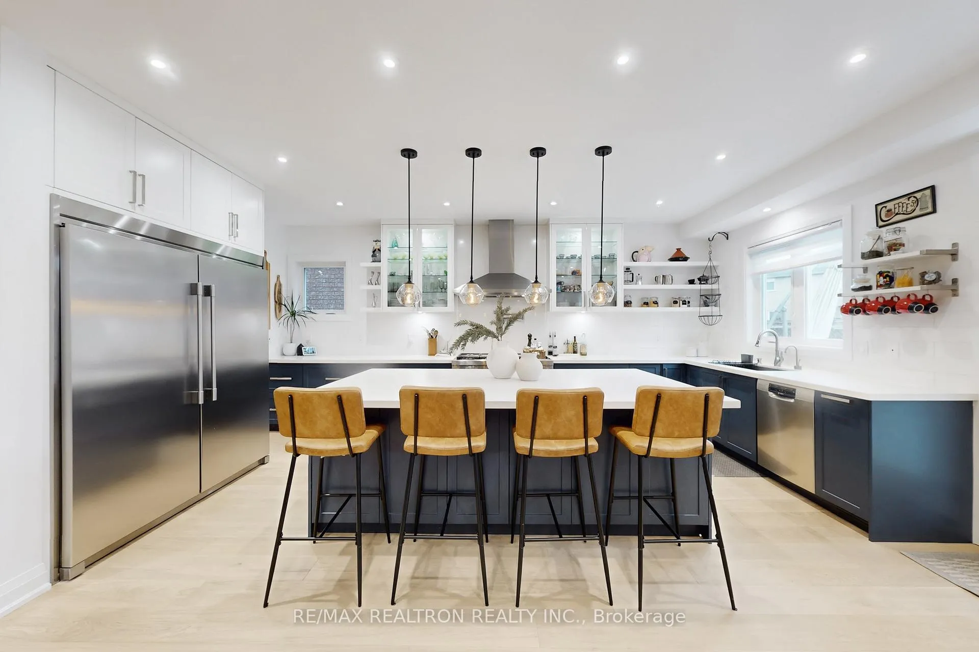 Photo 7 of 7 Honeyview Street, Vaughan, Patterson — HOMEH