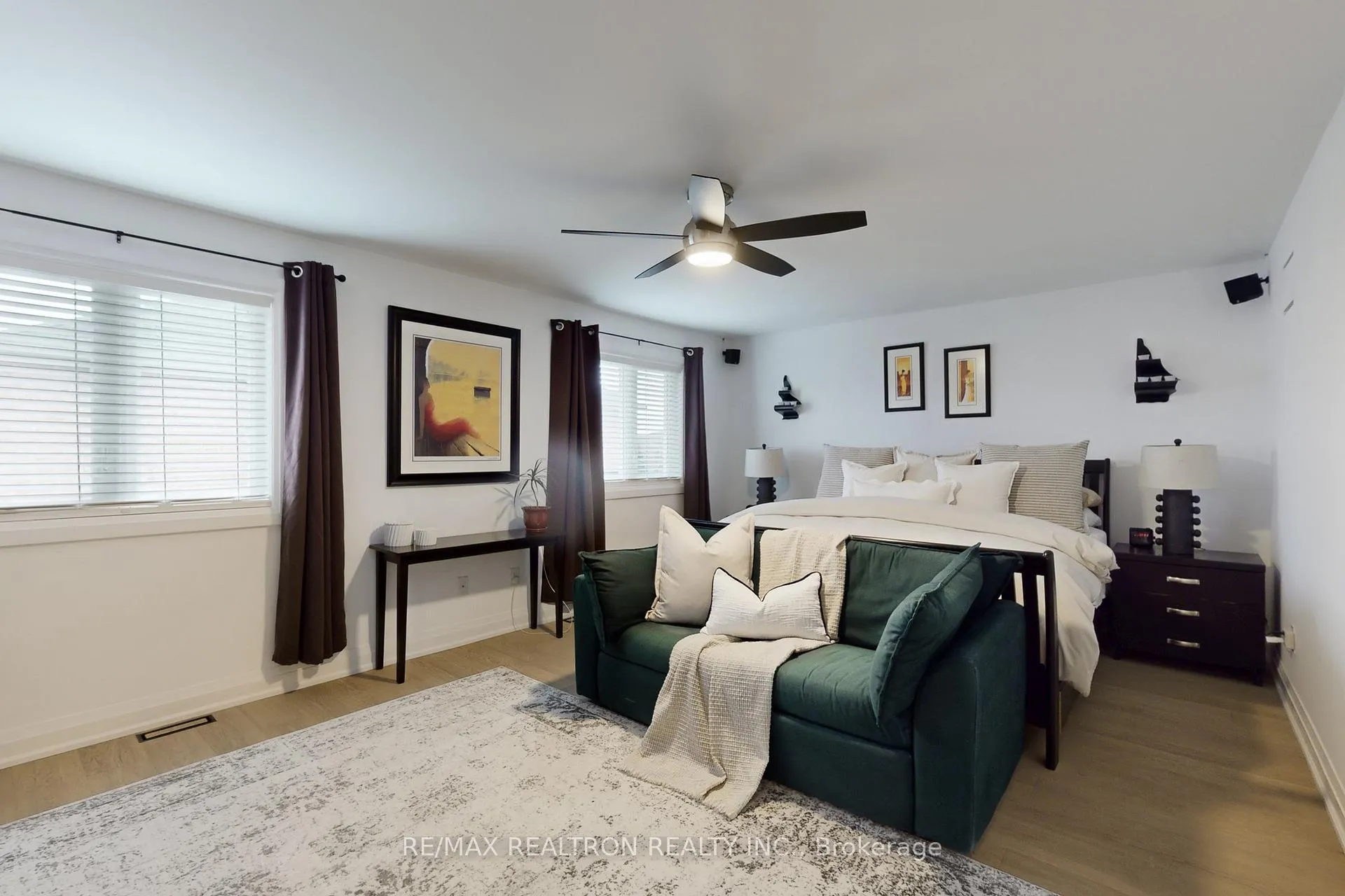 Photo 25 of 7 Honeyview Street, Vaughan, Patterson — HOMEH