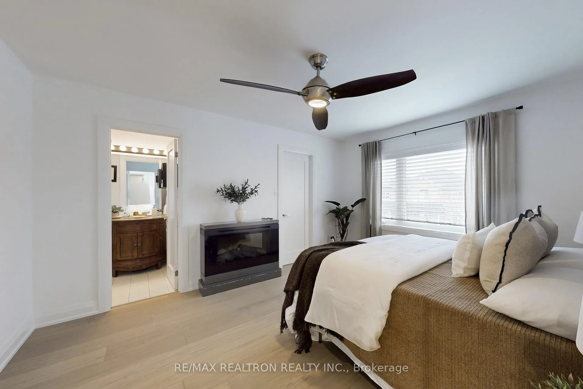 Photo 29 of 7 Honeyview Street, Vaughan, Patterson — HOMEH