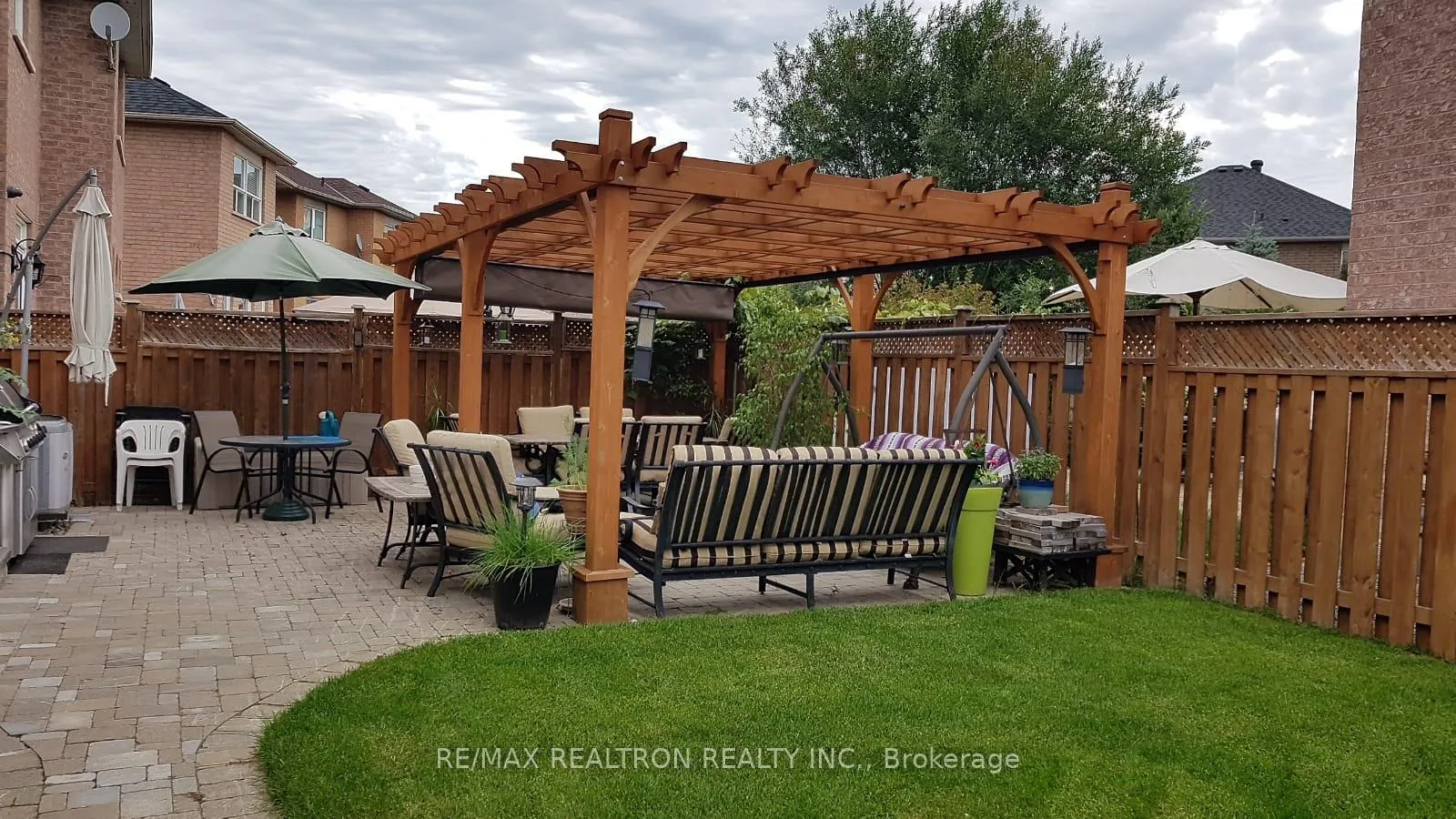 Photo 47 of 7 Honeyview Street, Vaughan, Patterson — HOMEH