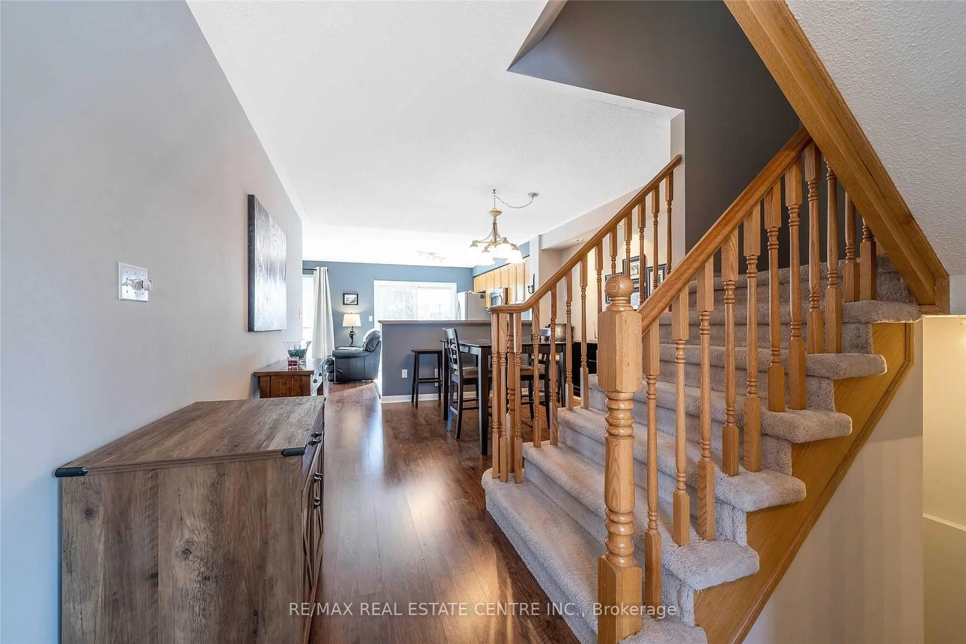 Photo 4 of 1024 Barclay Circle, Milton, Beaty — HOMEH