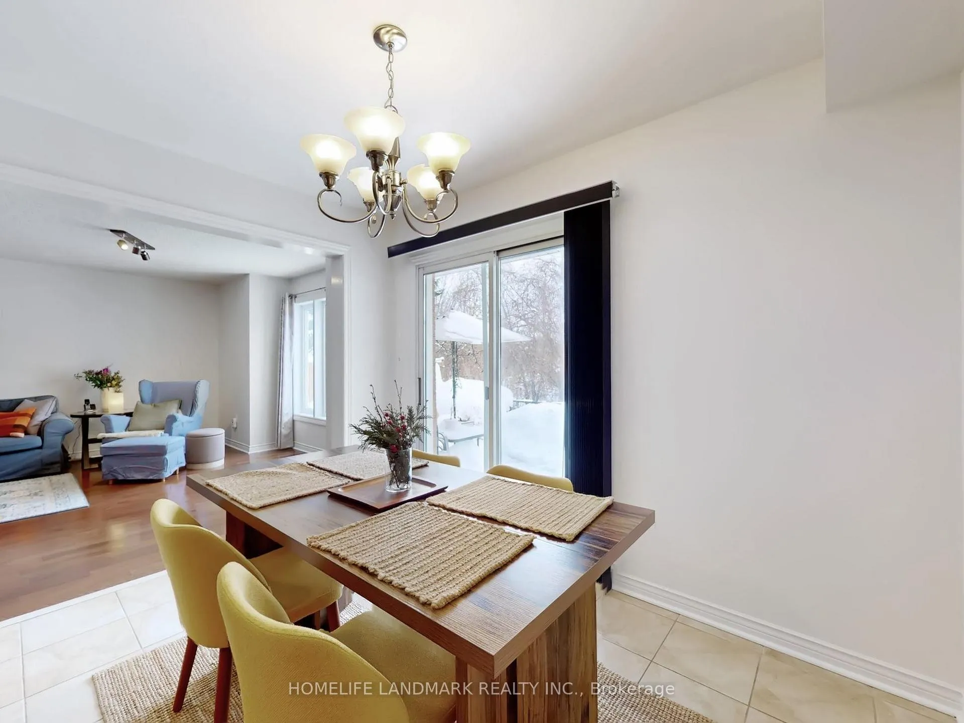 Photo 9 of 156 Pressed Brick Drive, Brampton, Brampton North — HOMEH