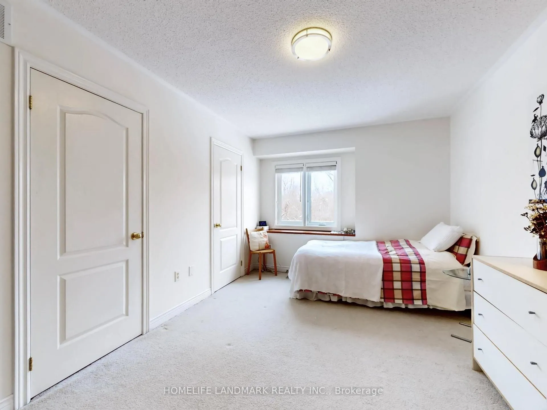 Photo 17 of 156 Pressed Brick Drive, Brampton, Brampton North — HOMEH