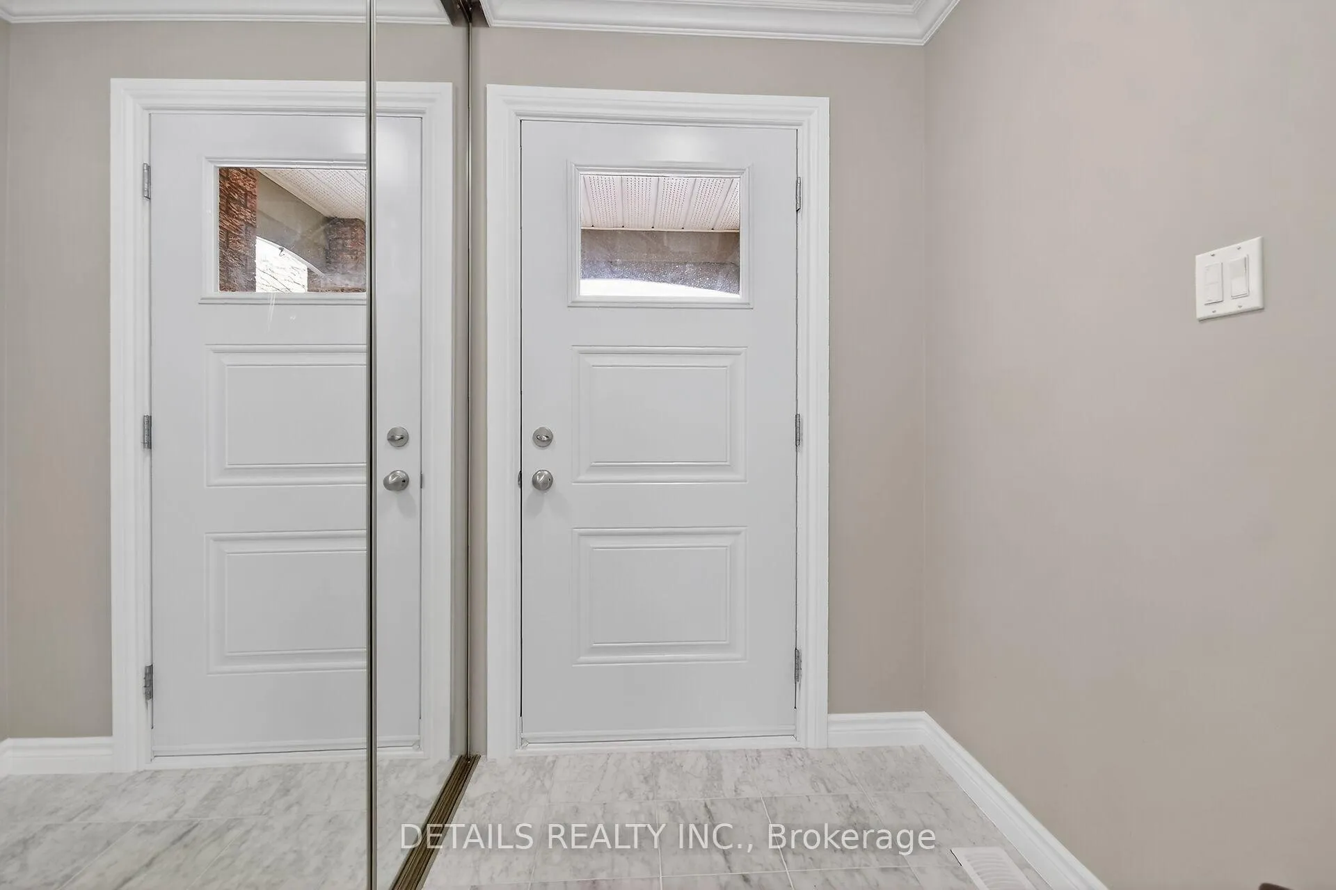Photo 4 of 69 Willow Glen Drive, Ottawa, Kanata - Bridlewood — HOMEH