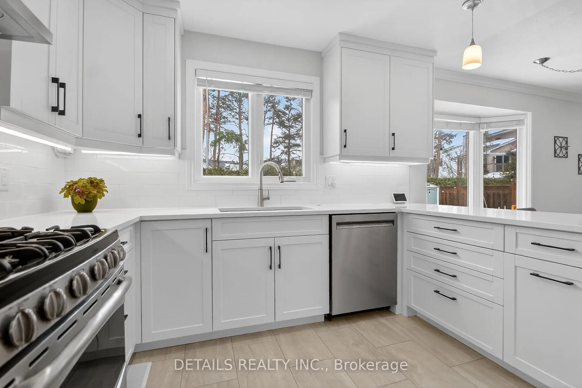 Photo 12 of 69 Willow Glen Drive, Ottawa, Kanata - Bridlewood — HOMEH