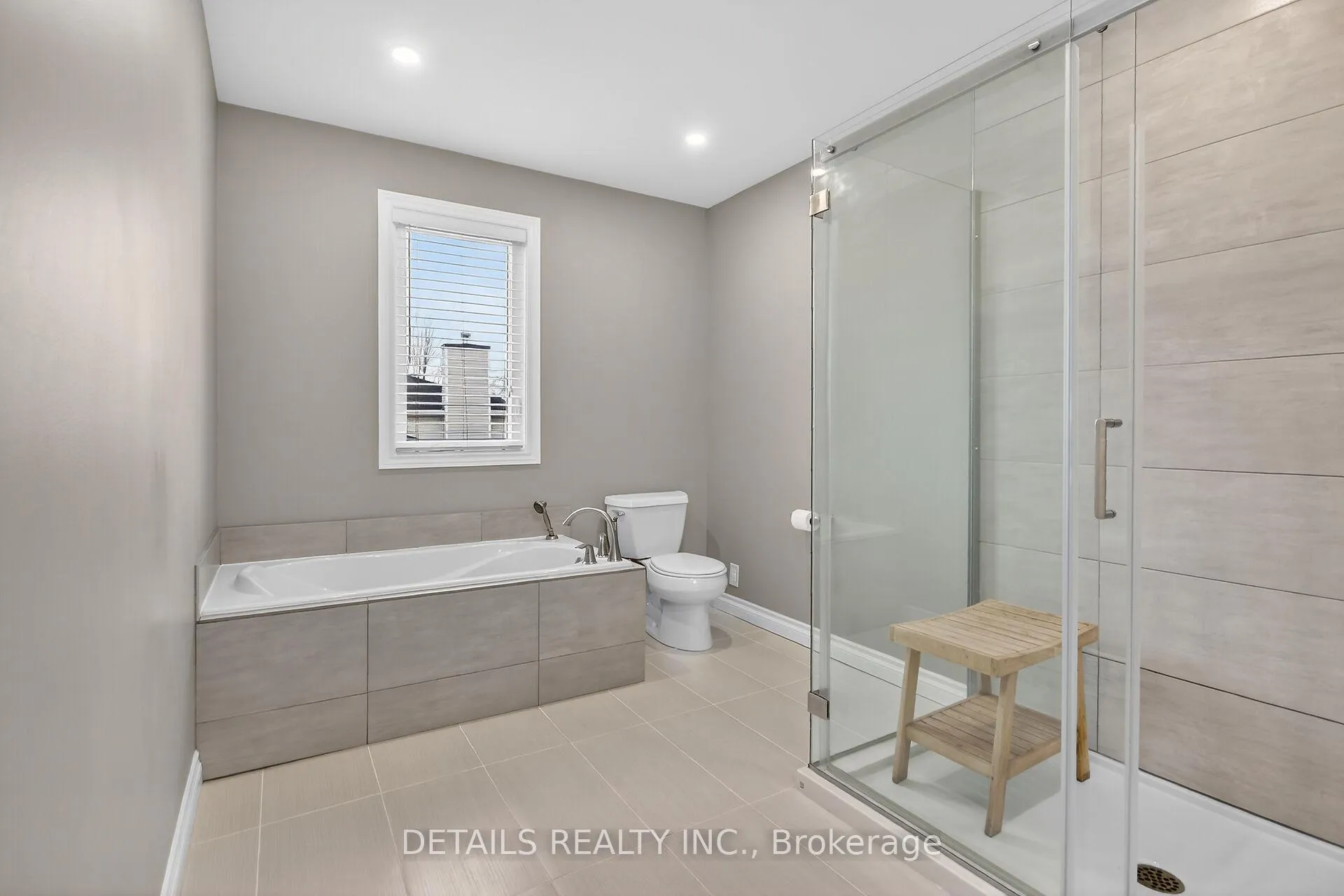 Photo 28 of 69 Willow Glen Drive, Ottawa, Kanata - Bridlewood — HOMEH