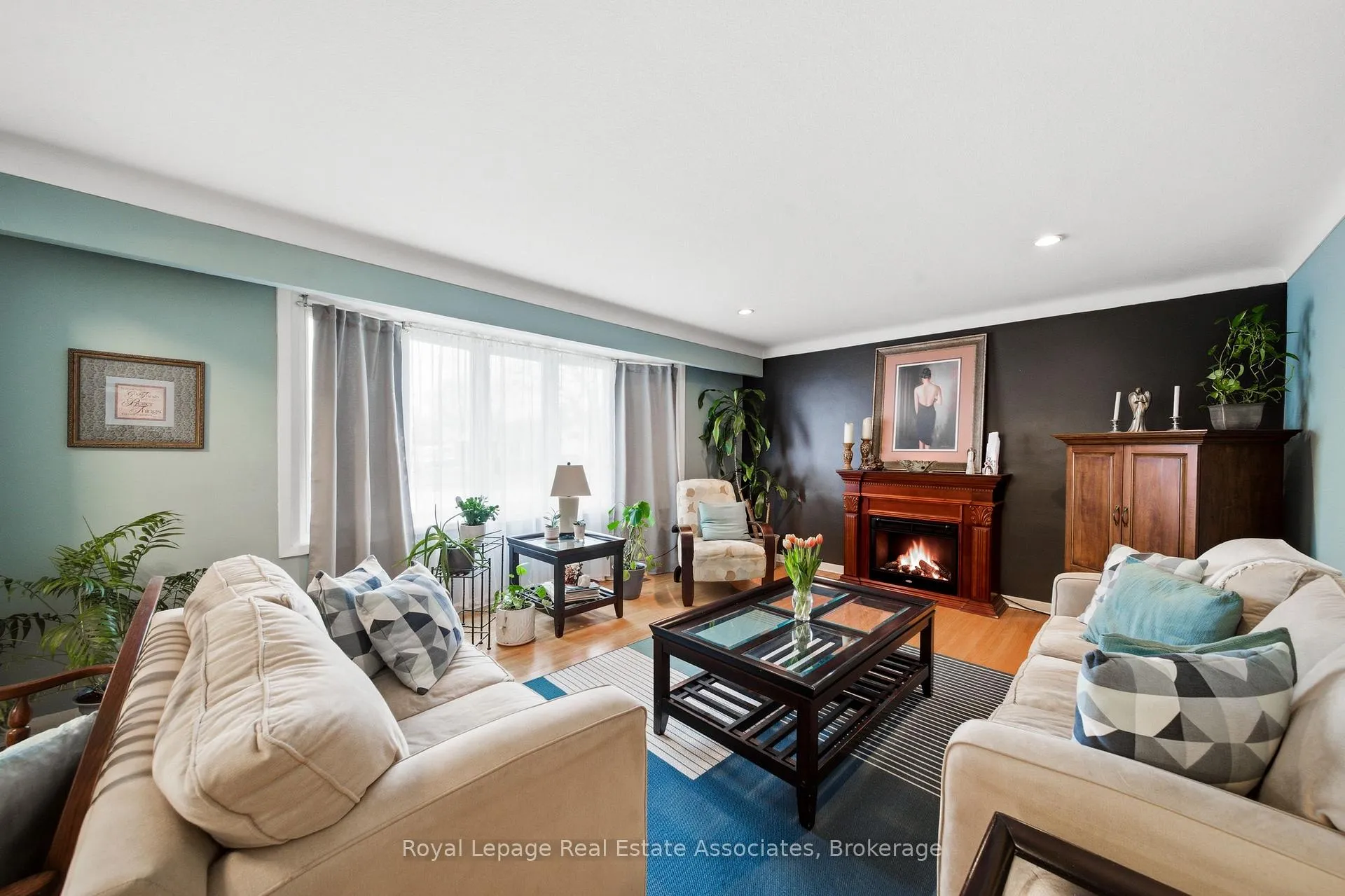 Photo 7 of 4018 Montcalm Crescent, Niagara Falls, Chippawa — HOMEH