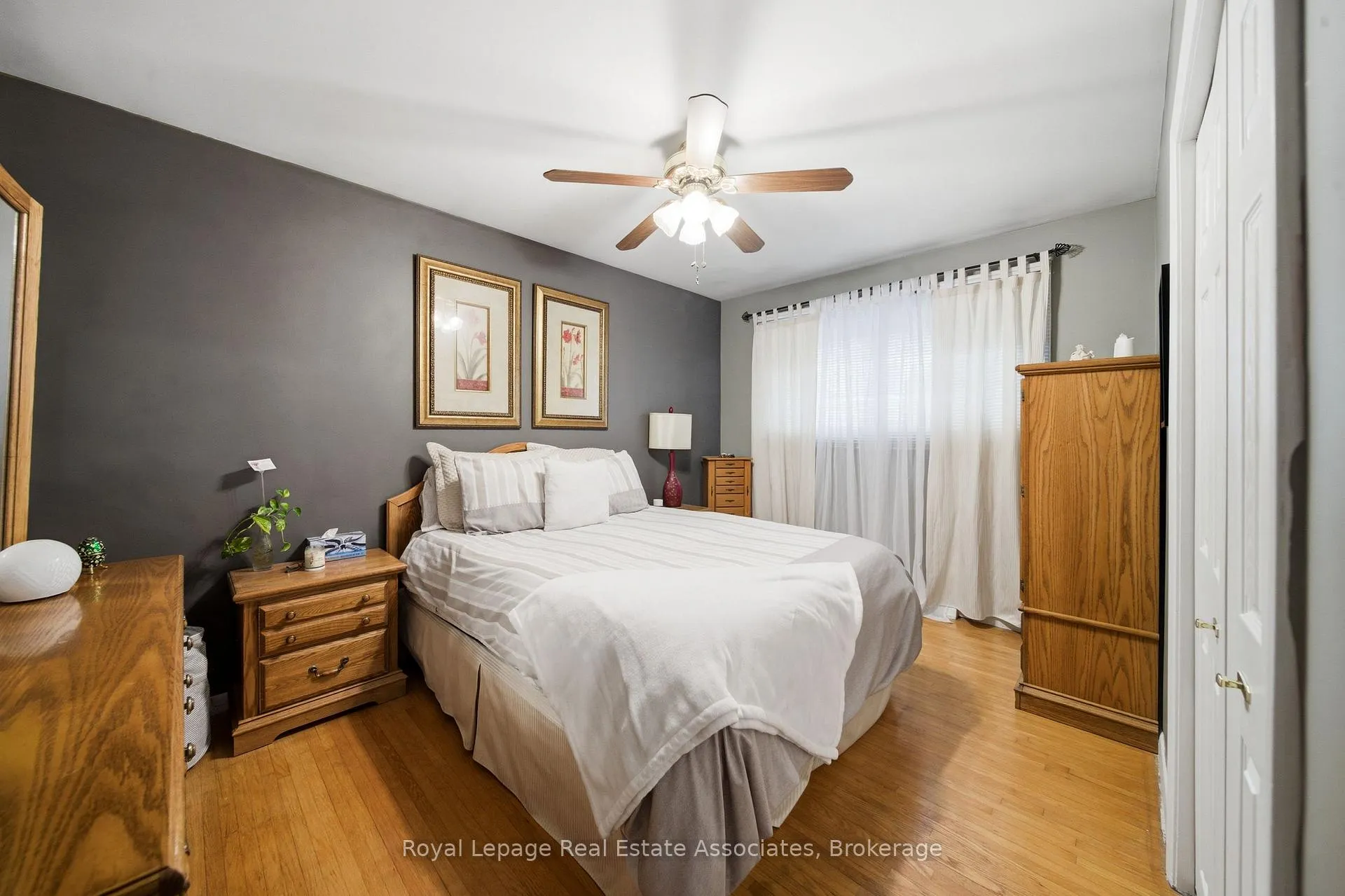 Photo 10 of 4018 Montcalm Crescent, Niagara Falls, Chippawa — HOMEH