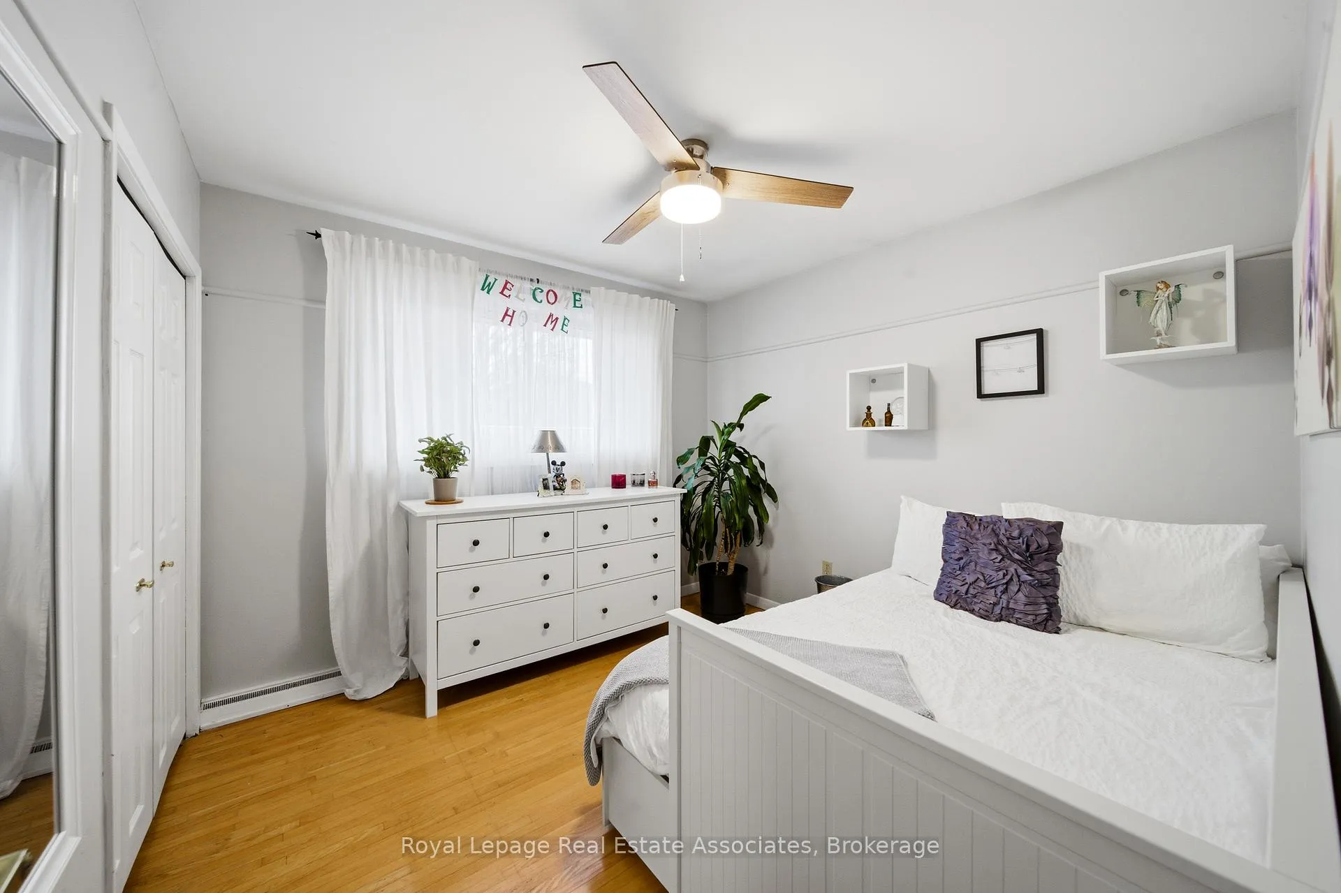 Photo 12 of 4018 Montcalm Crescent, Niagara Falls, Chippawa — HOMEH