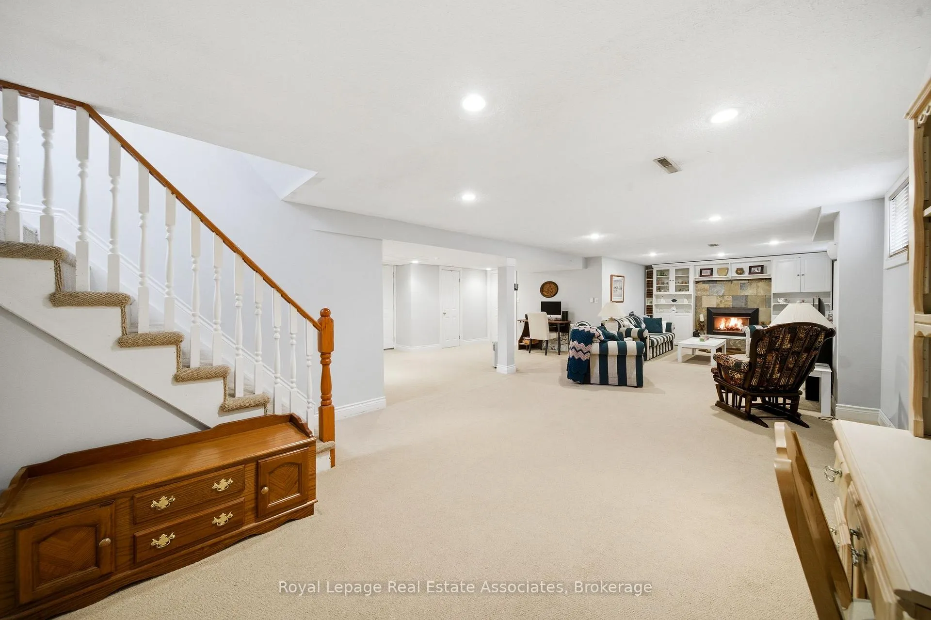 Photo 17 of 4018 Montcalm Crescent, Niagara Falls, Chippawa — HOMEH