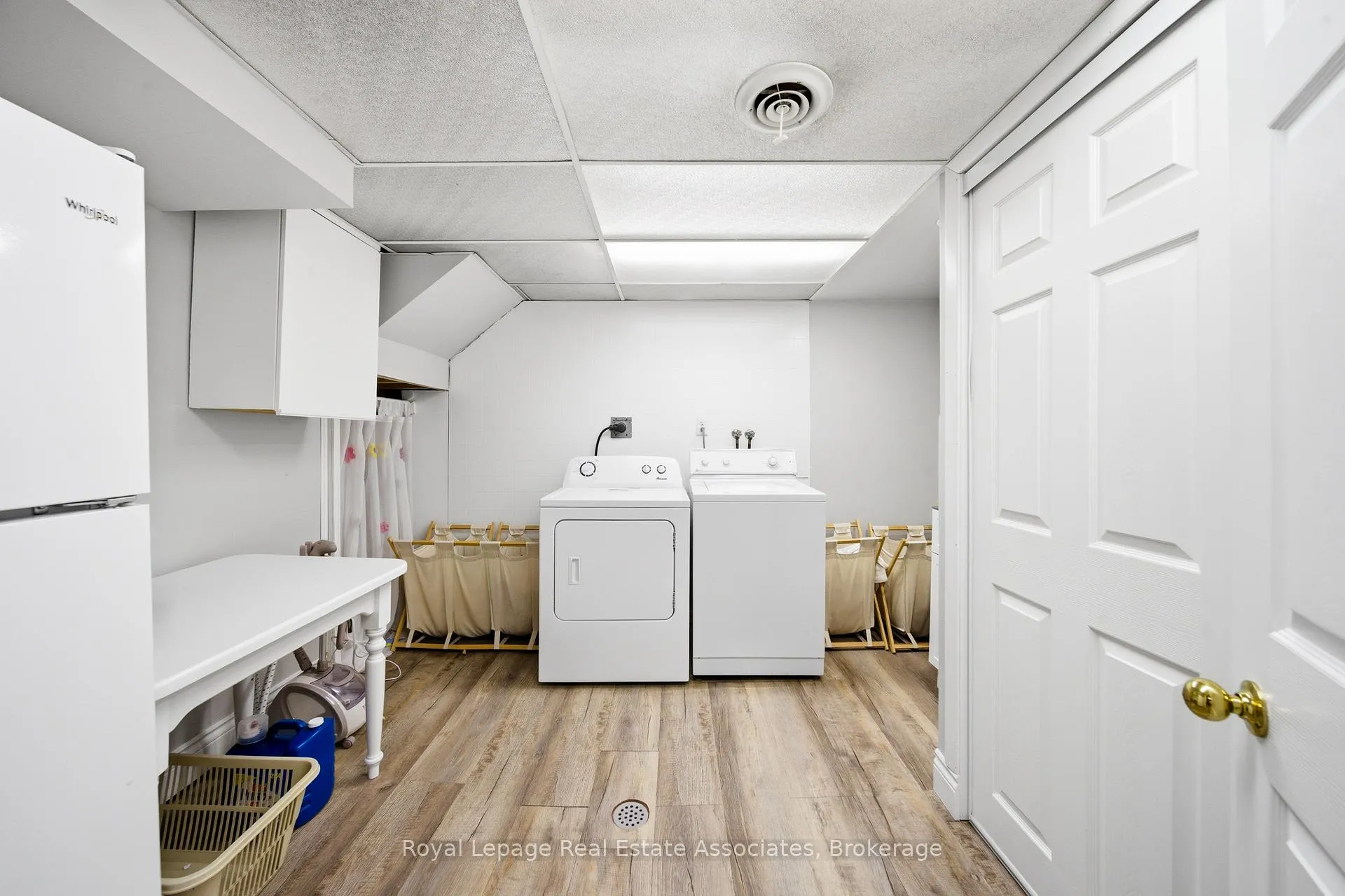 Photo 20 of 4018 Montcalm Crescent, Niagara Falls, Chippawa — HOMEH