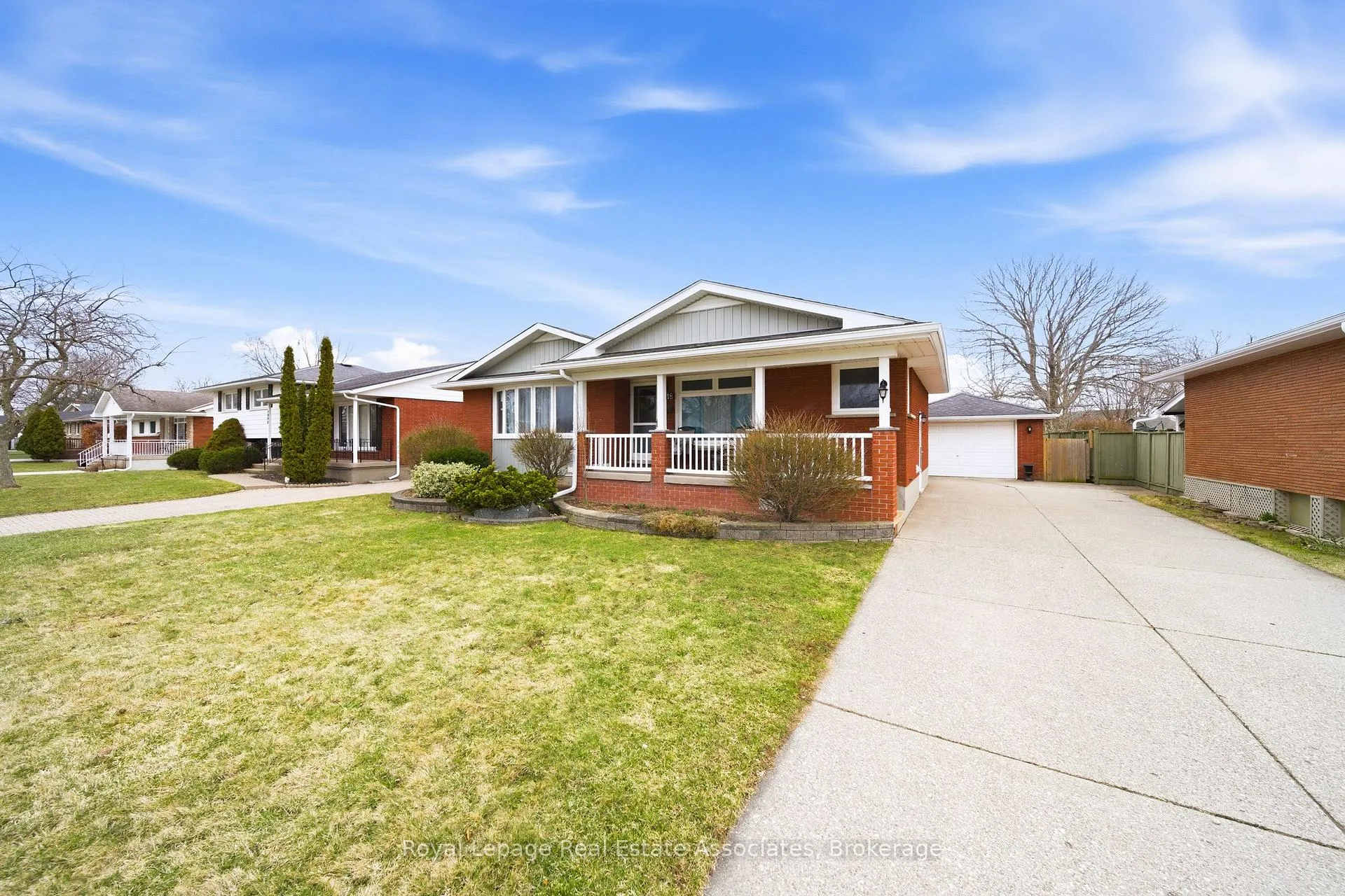 Photo 33 of 4018 Montcalm Crescent, Niagara Falls, Chippawa — HOMEH