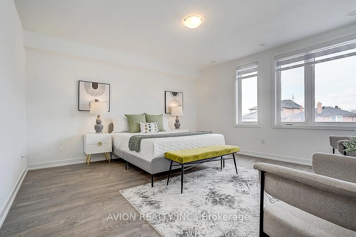 Photo 30 of 112 Green Gardens Boulevard, Toronto, Englemount-Lawrence — HOMEH