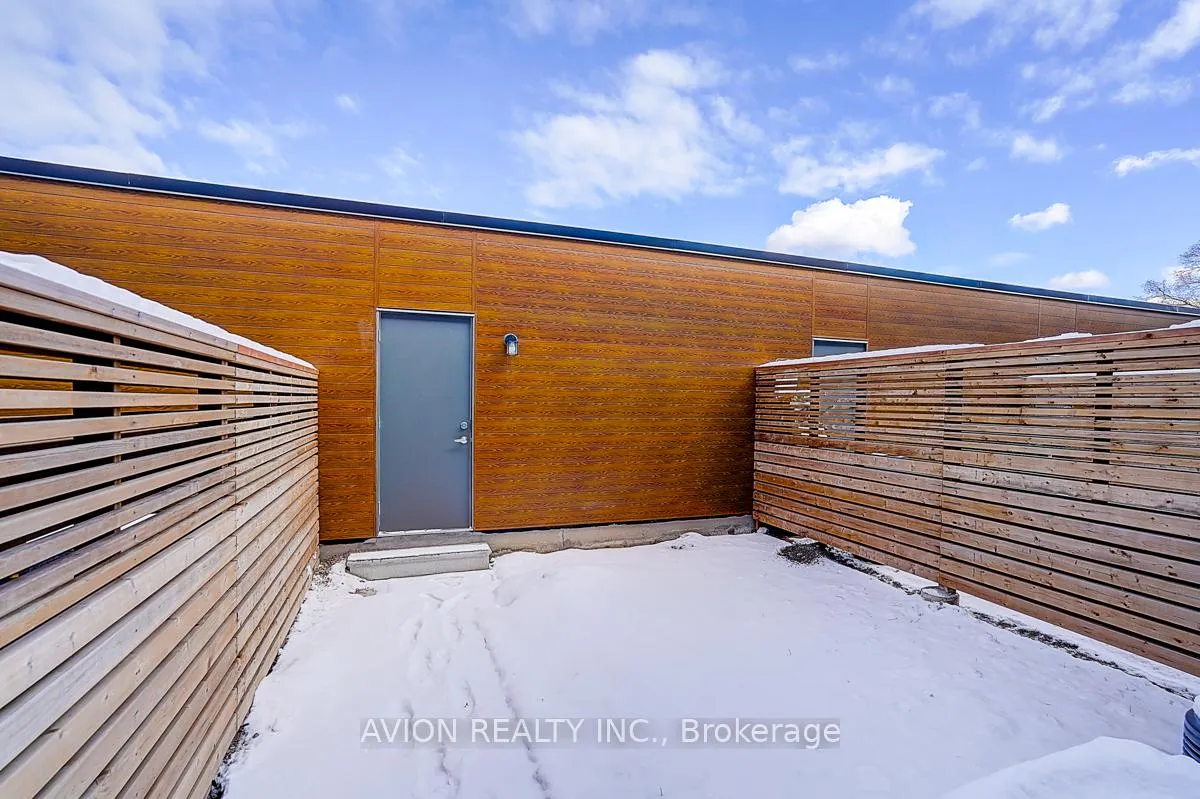 Photo 43 of 112 Green Gardens Boulevard, Toronto, Englemount-Lawrence — HOMEH