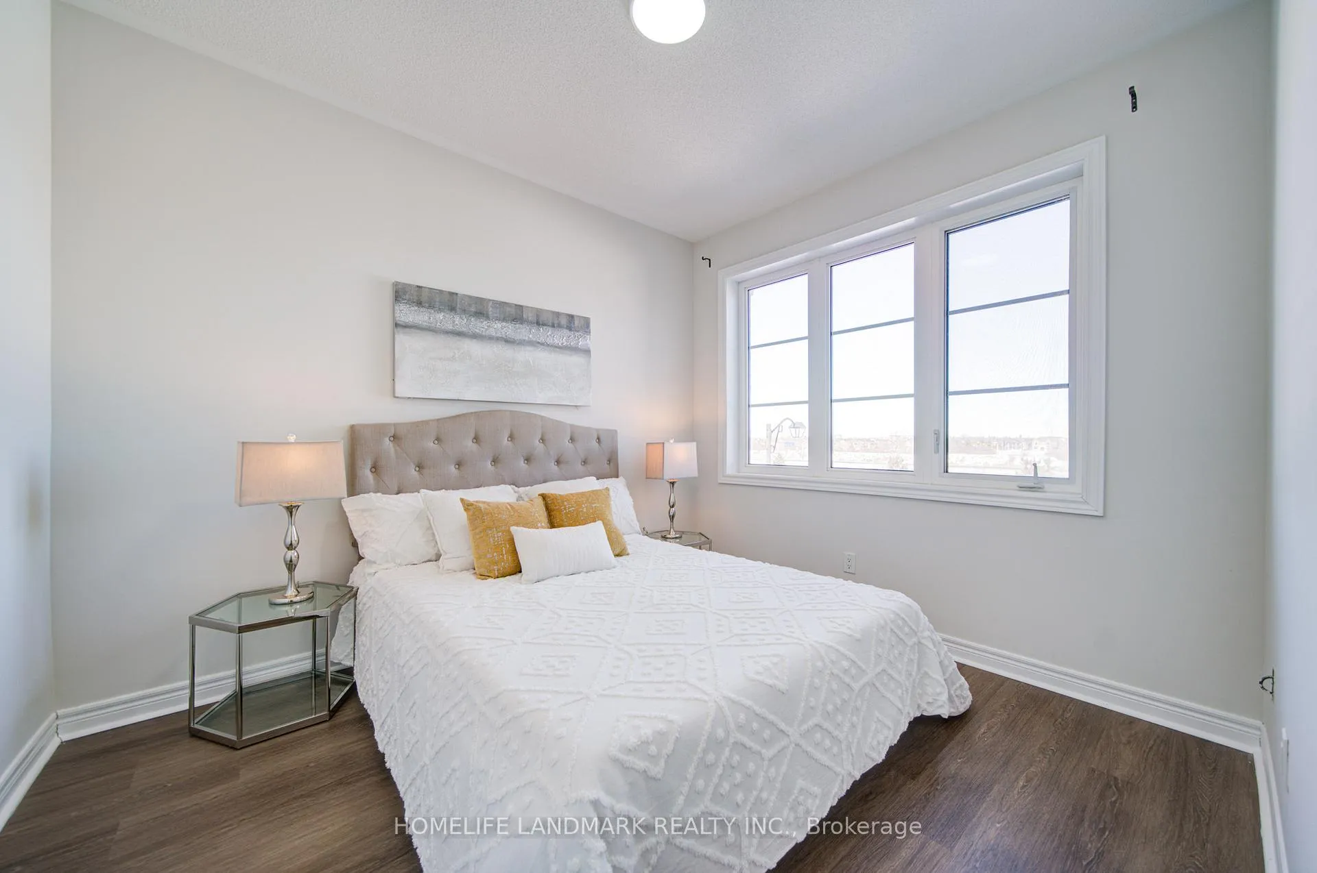 Photo 23 of 127 Decast Crescent, Markham, Box Grove — HOMEH