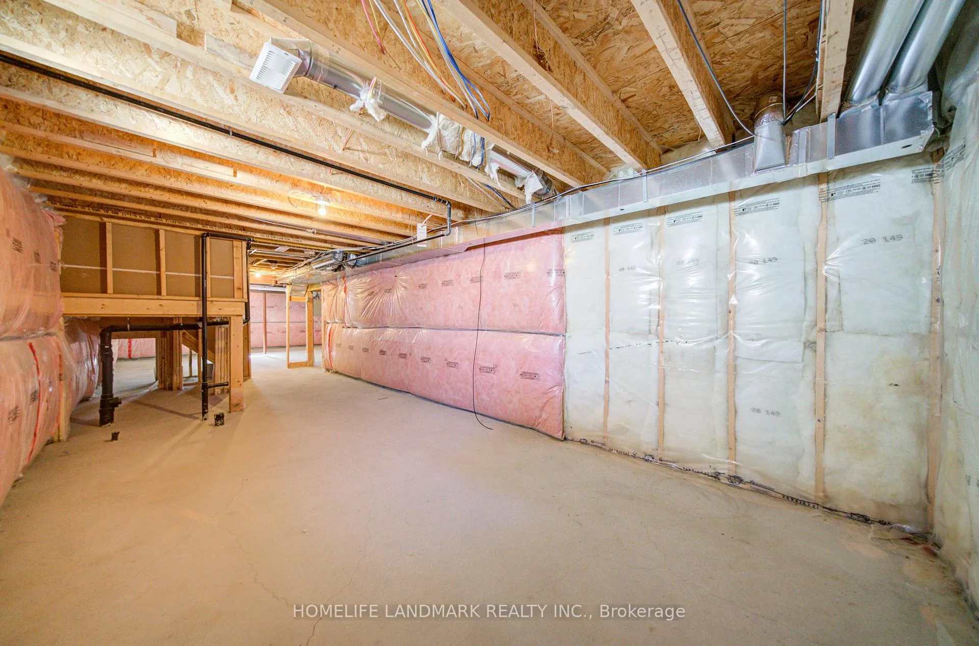Photo 28 of 127 Decast Crescent, Markham, Box Grove — HOMEH