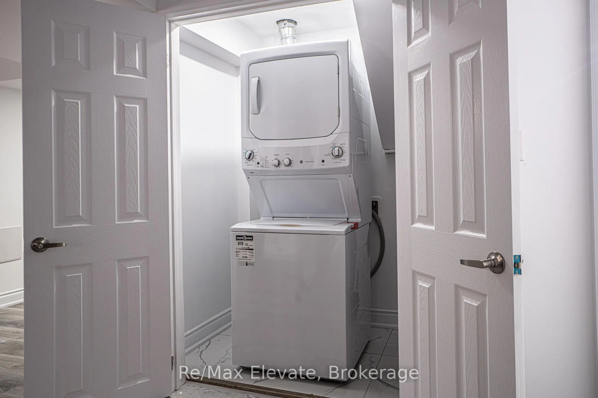 Photo 8 of Unit LOWER, 2 Pardon Avenue W, Whitby, Williamsburg — HOMEH