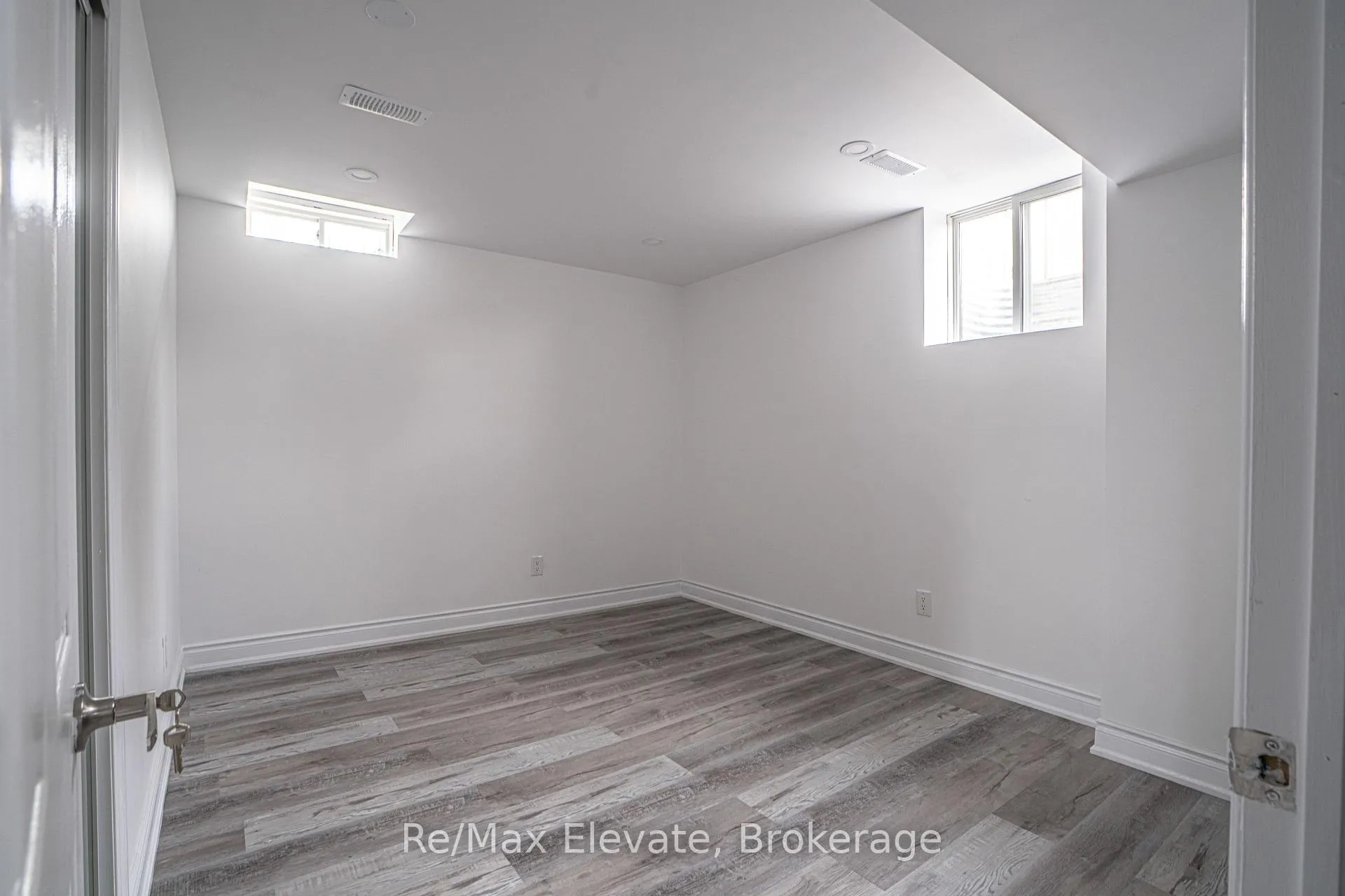 Photo 9 of Unit LOWER, 2 Pardon Avenue W, Whitby, Williamsburg — HOMEH