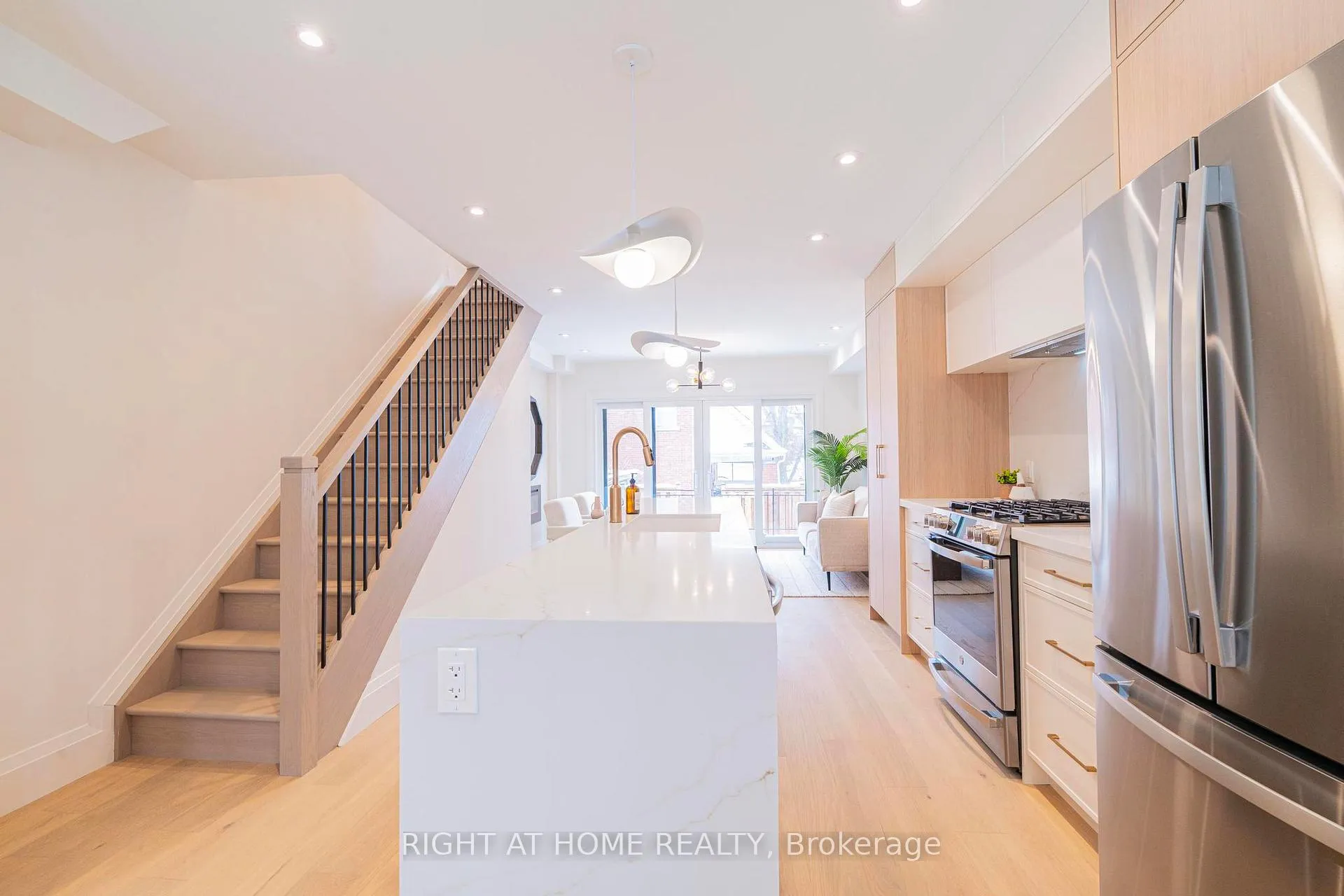 Photo 8 of 138 Winona Drive, Toronto, Wychwood — HOMEH