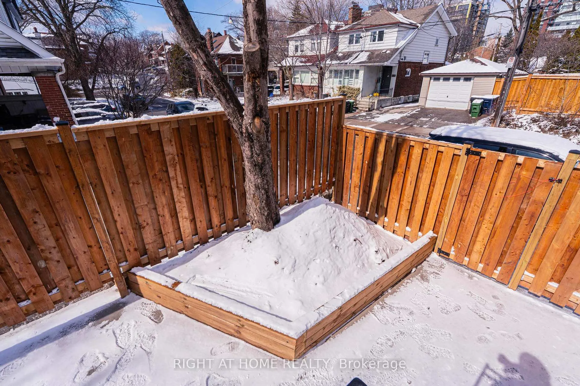 Photo 32 of 138 Winona Drive, Toronto, Wychwood — HOMEH