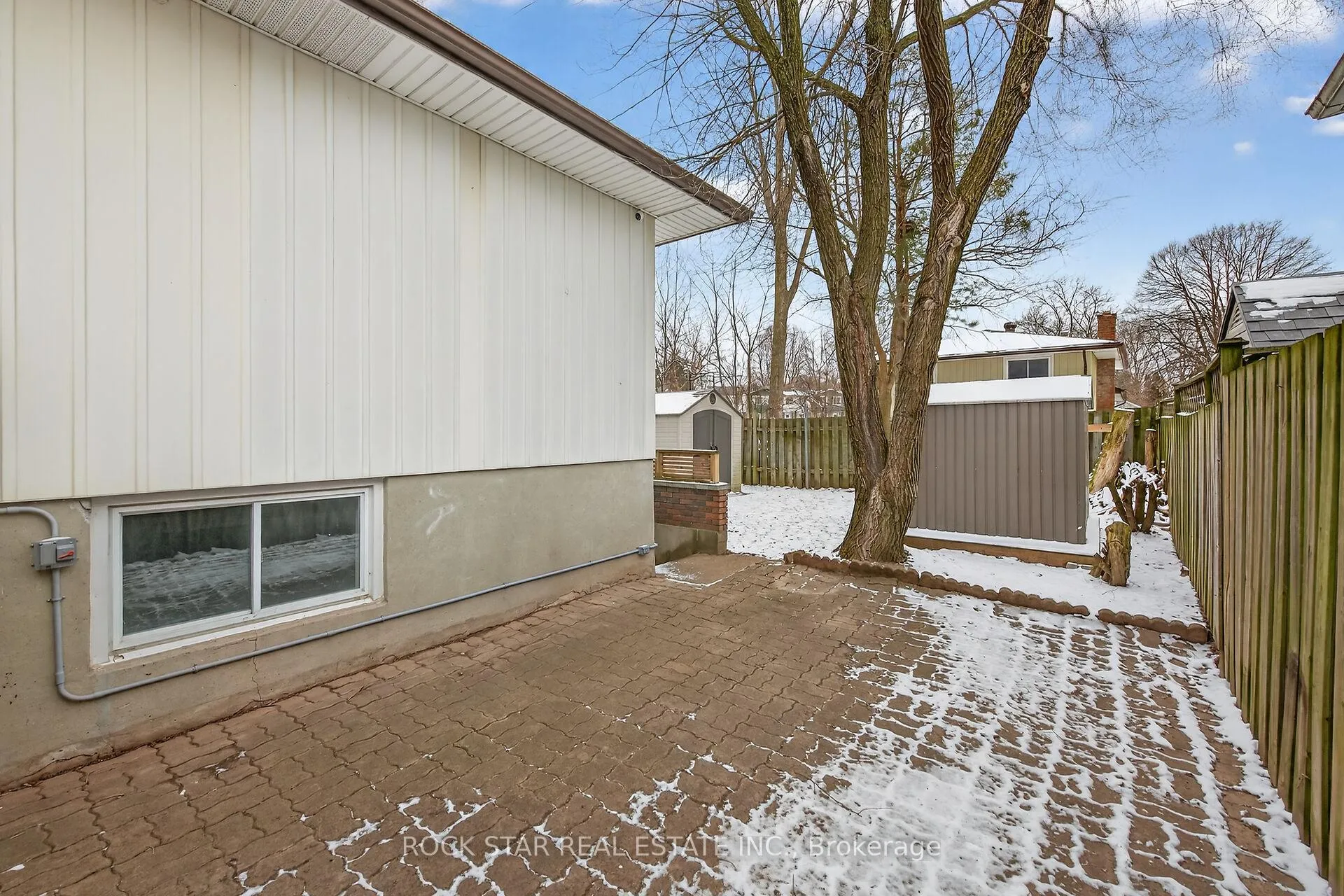 Photo 44 of 3075 Empire Place, Niagara Falls, Church's Lane — HOMEH