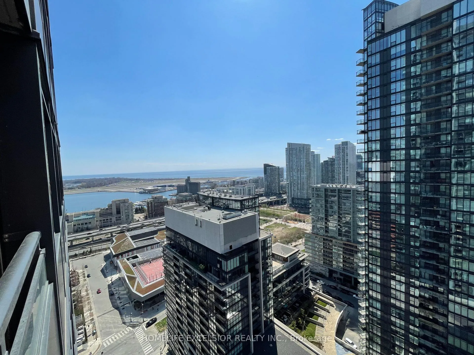 Front of Unit 3109, 25 Telegram Mews