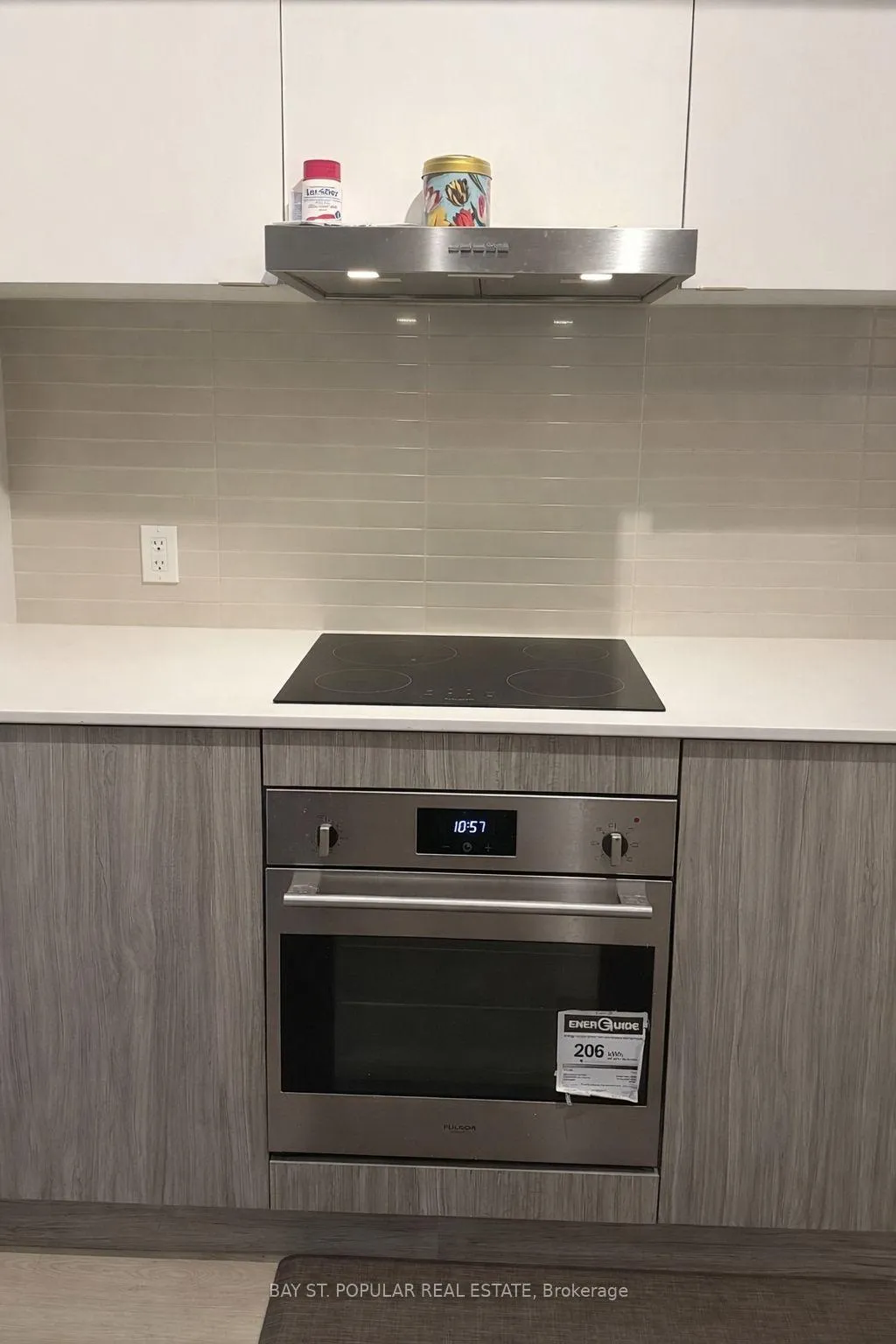 Photo 5 of Unit 1705, 138 Downes Street, Toronto, Waterfront Communities — HOMEH