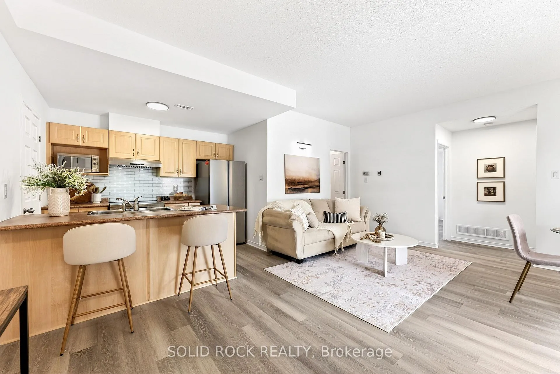 Photo 7 of Unit K, 101 Artesa Private, Ottawa, Kanata - Emerald Meadows/Trailwest — HOMEH