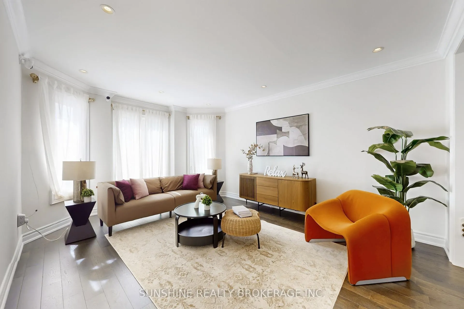 Photo 7 of 3 Cranleigh Drive, Markham, Unionville — HOMEH